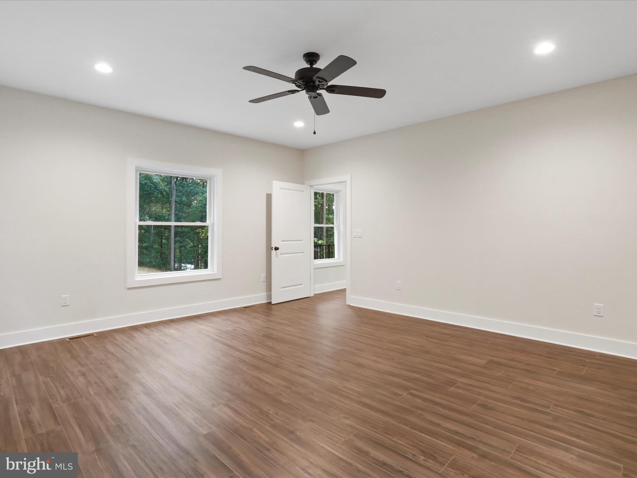 BLUE MOUNTAIN - Residential