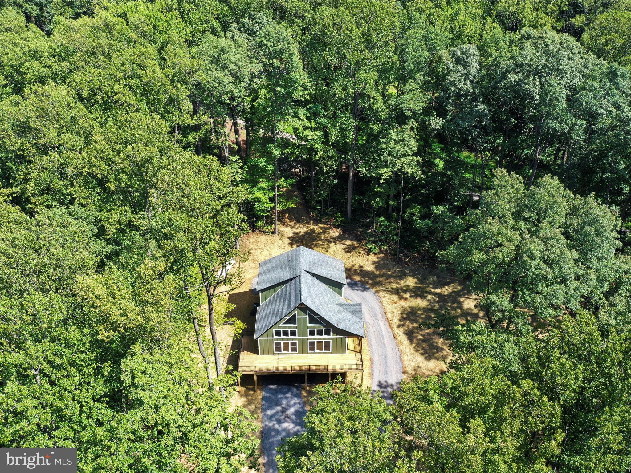 BLUE MOUNTAIN - Residential