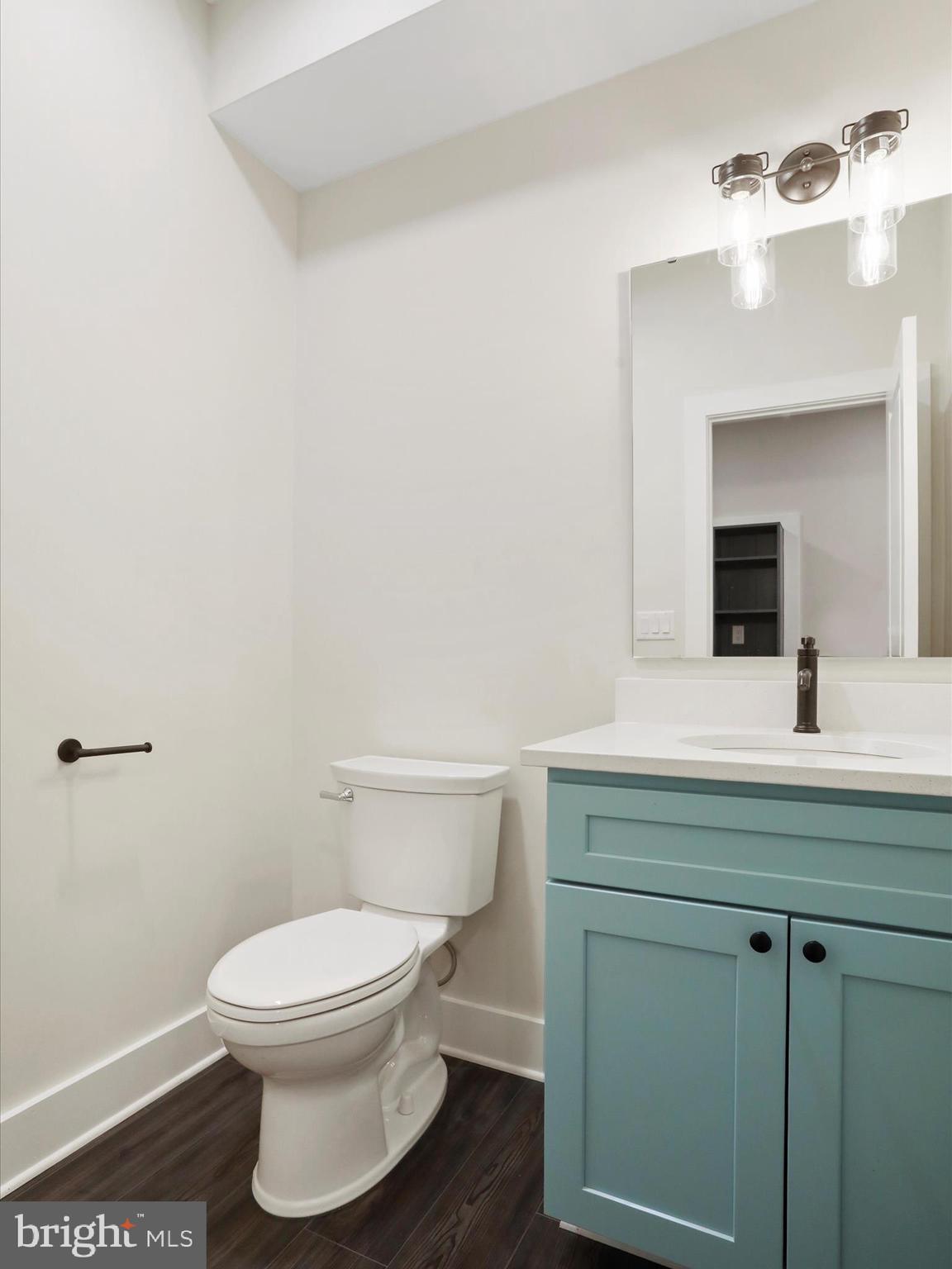 BLUE MOUNTAIN - Residential