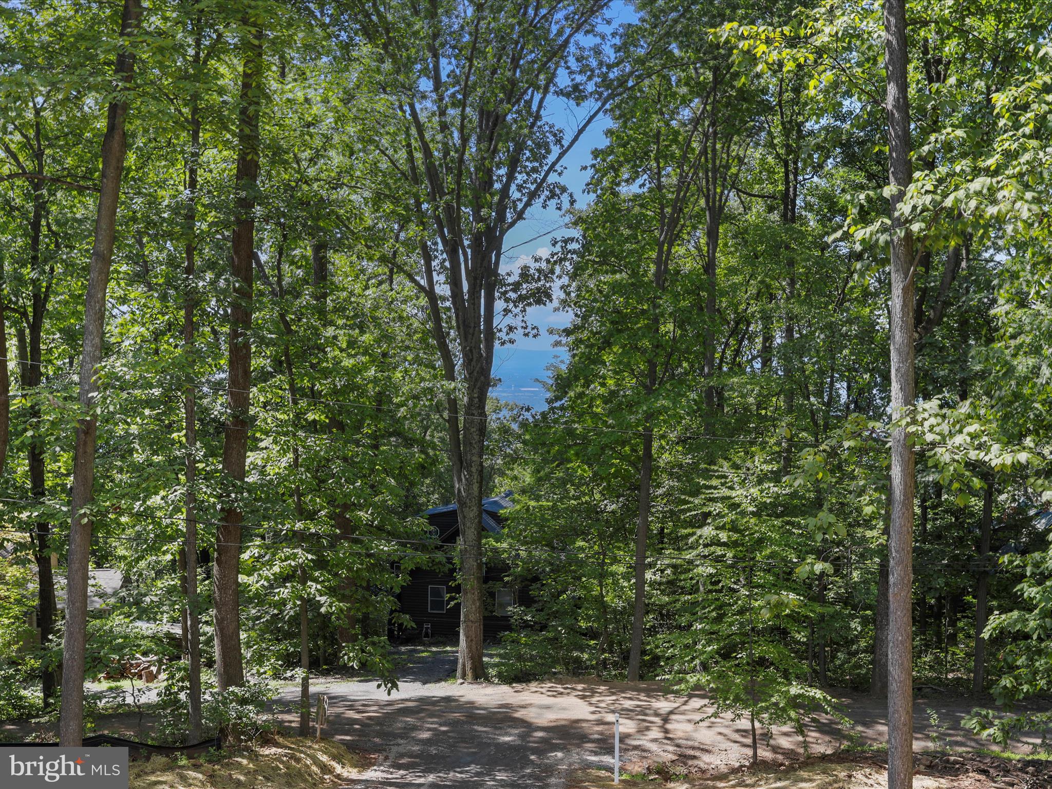 BLUE MOUNTAIN - Residential