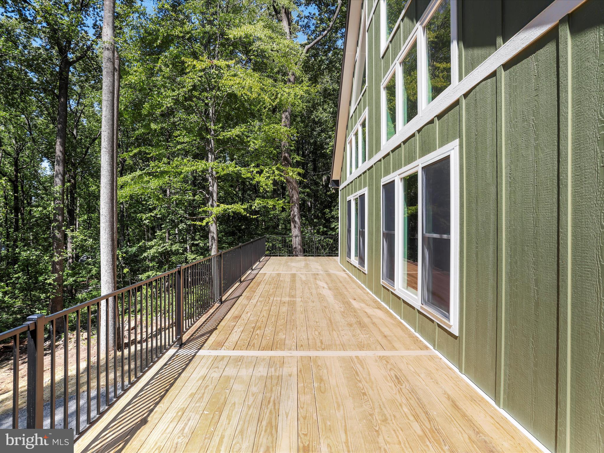 BLUE MOUNTAIN - Residential