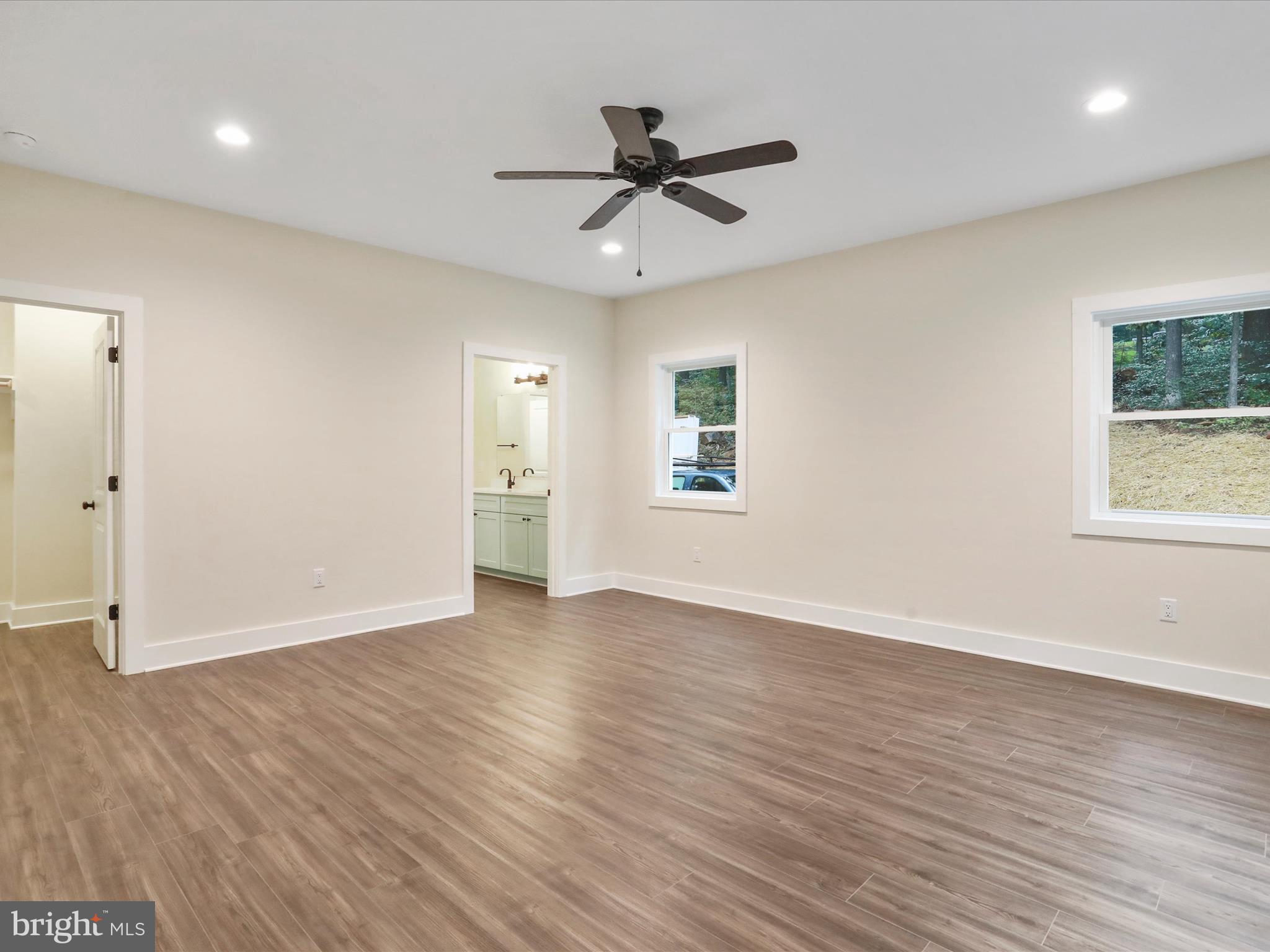 BLUE MOUNTAIN - Residential