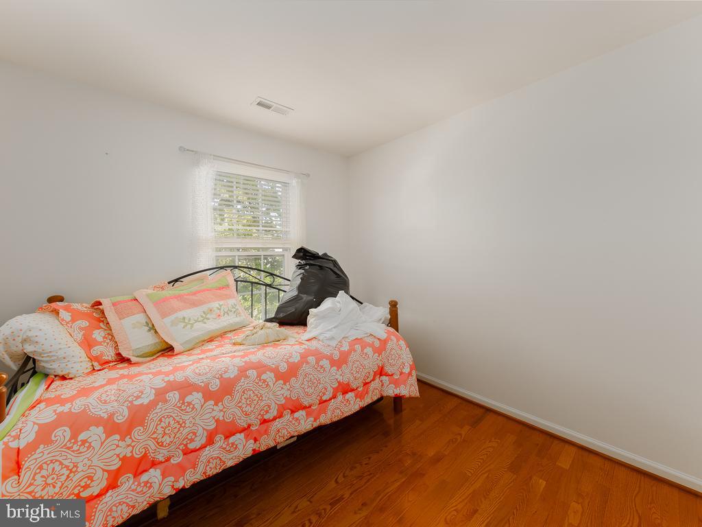 RIVERSIDE STATION - Residential