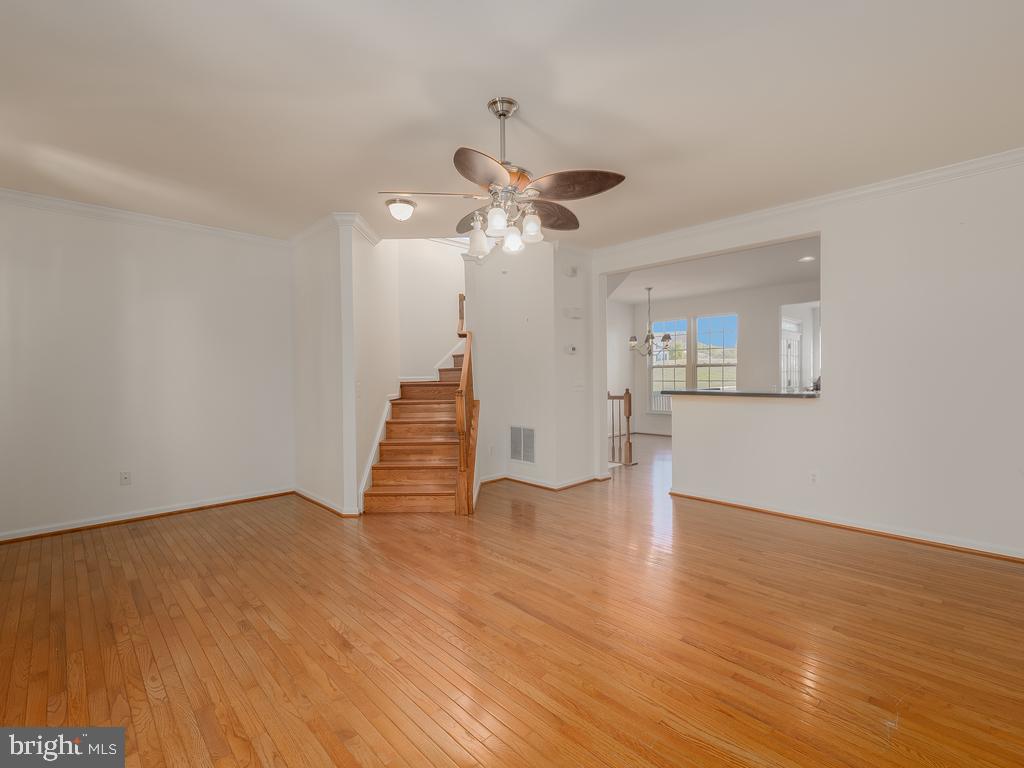 RIVERSIDE STATION - Residential