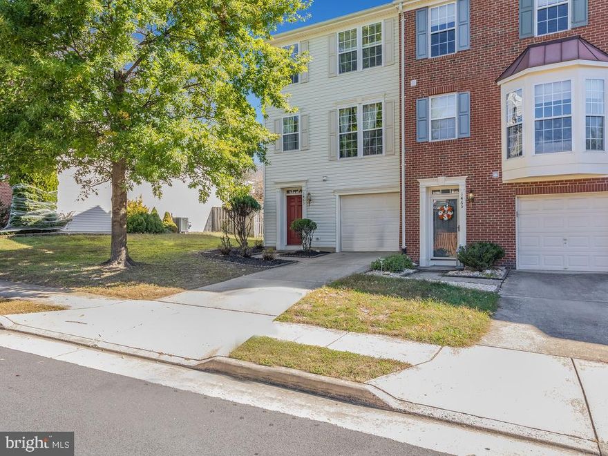 Come check out this move in ready townhome in Riverside Station. End unit townhome featuring 3 bedrooms and 2.5 baths. Beautiful wood flooring featured all throughout the home. Open concept living with a dual kitchen/dining area and a large morning room that leads you to a large deck. On the upper level you will find a large primary bedroom and bathroom with two additional bedrooms and a second full bathroom. The yard is also fully fenced in.  This home is ready for it's new owners!