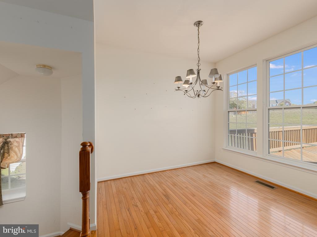 RIVERSIDE STATION - Residential