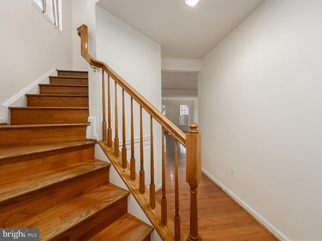 RIVERSIDE STATION - Residential