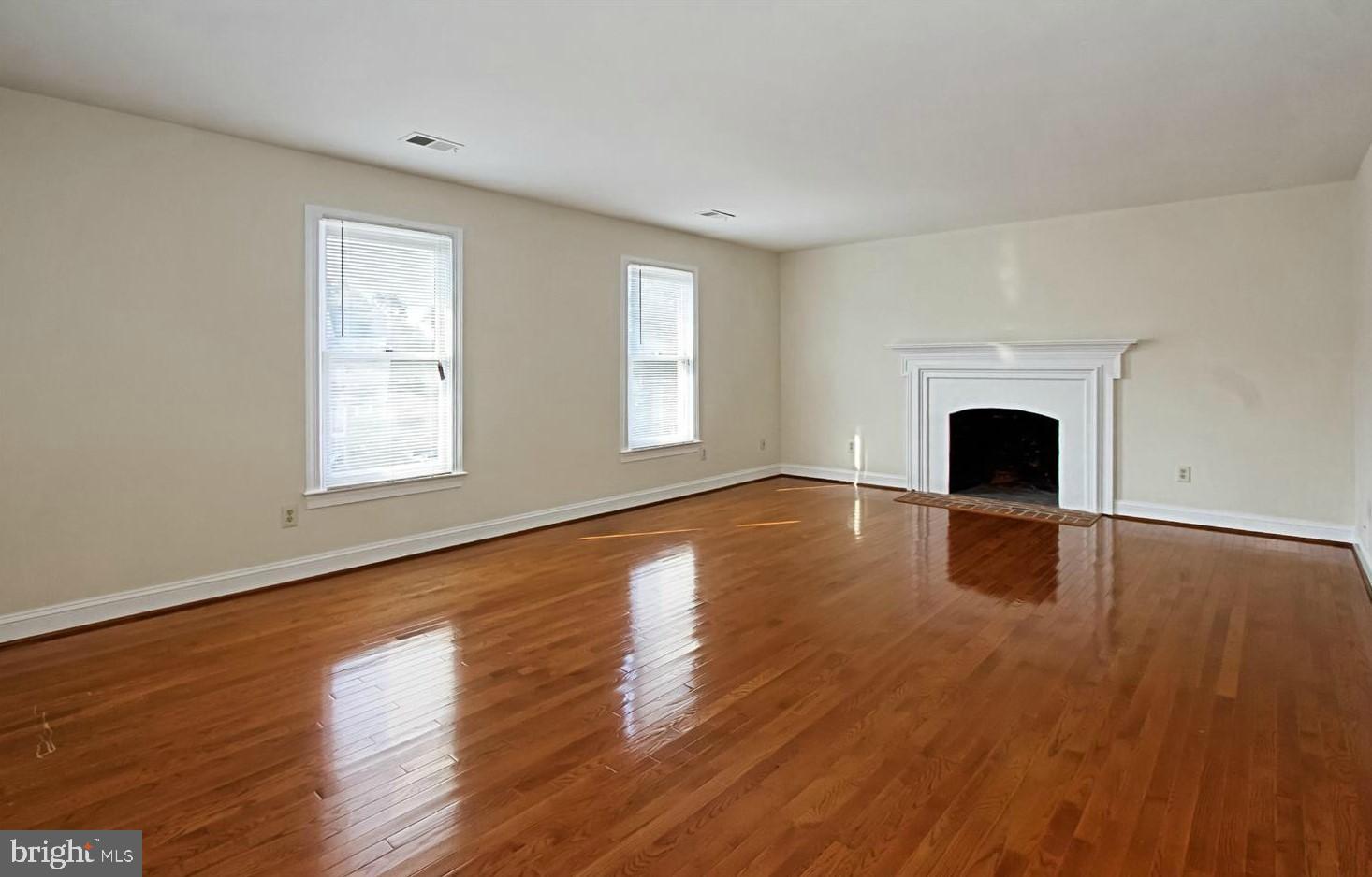 QUIET COVE - Residential