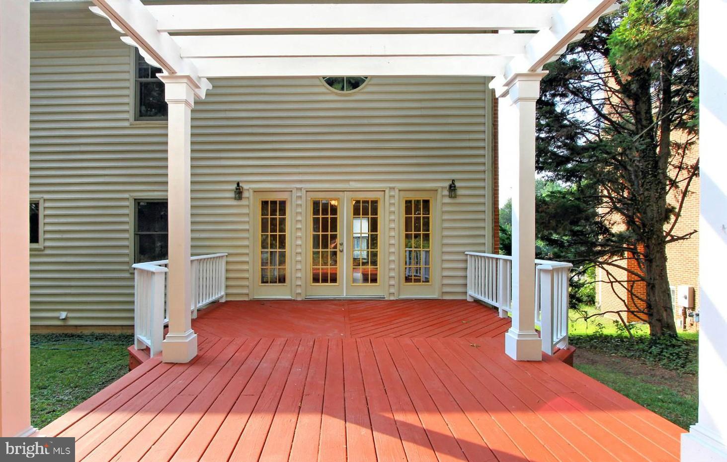 QUIET COVE - Residential