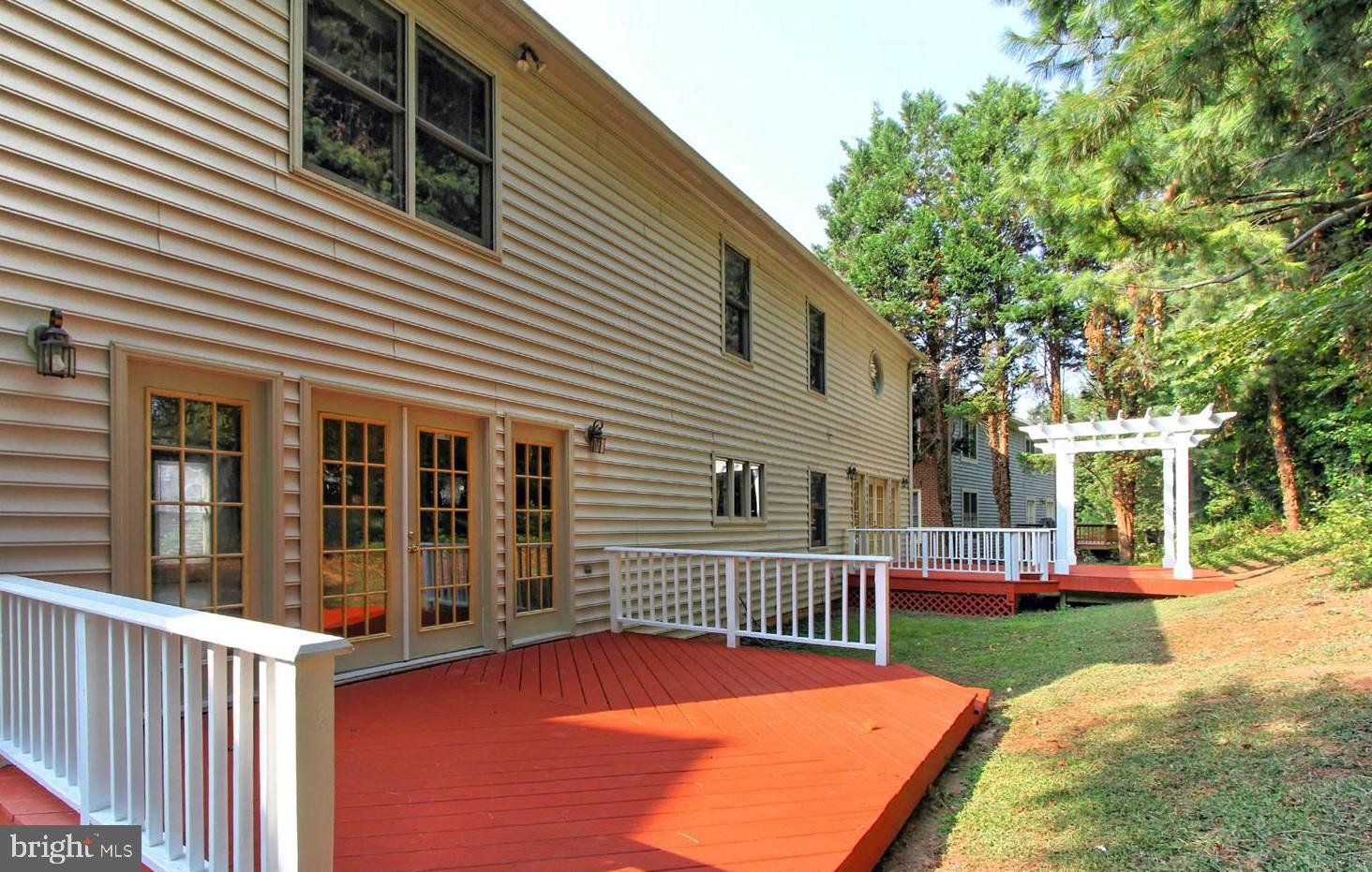 QUIET COVE - Residential