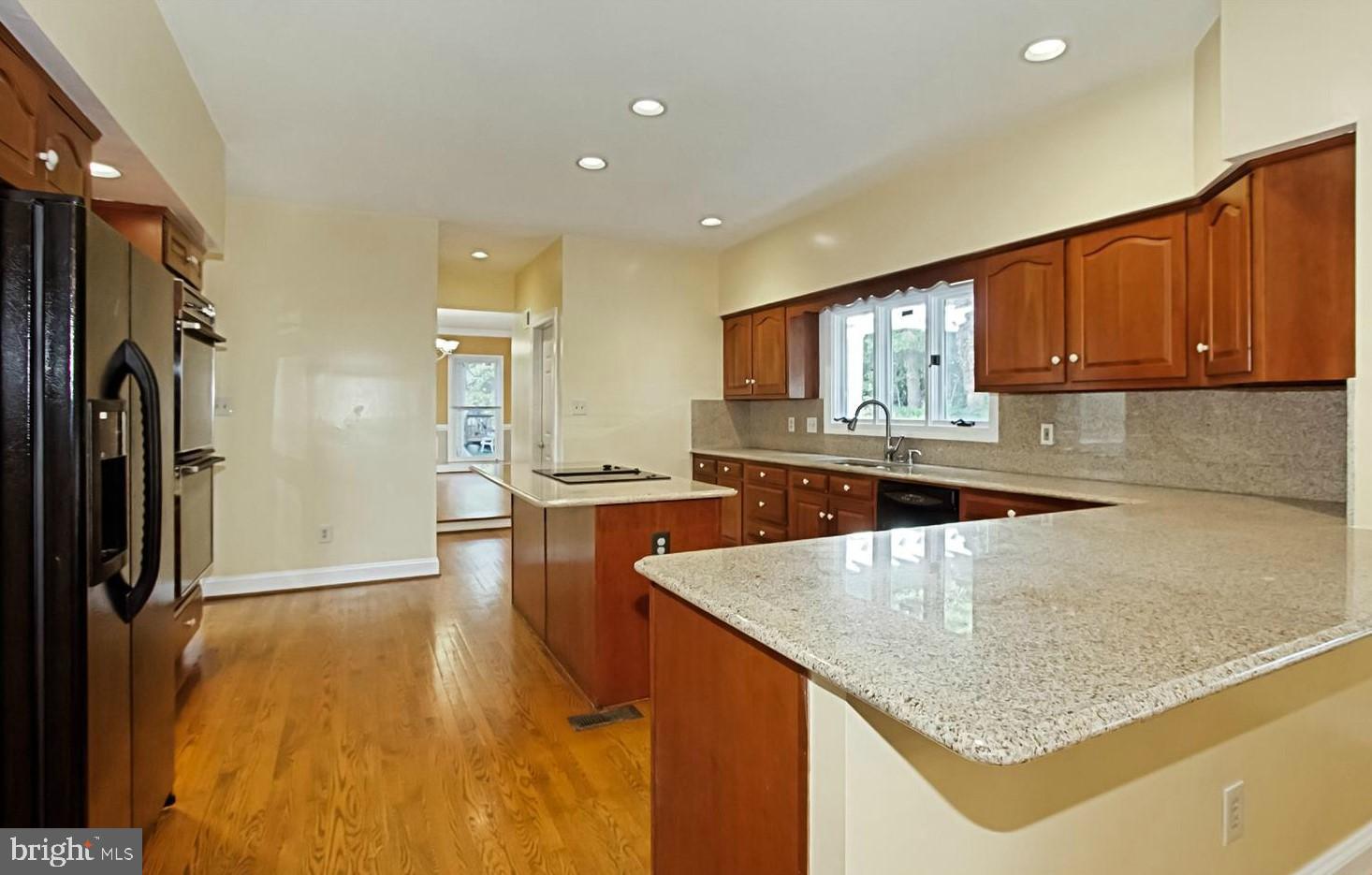 QUIET COVE - Residential