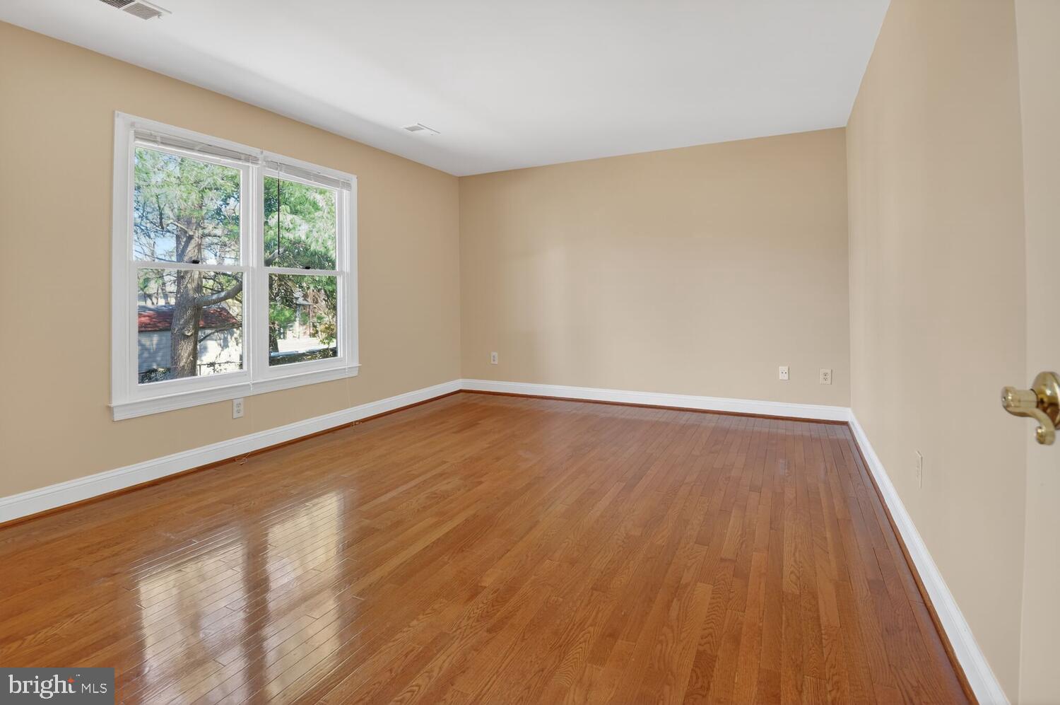 QUIET COVE - Residential