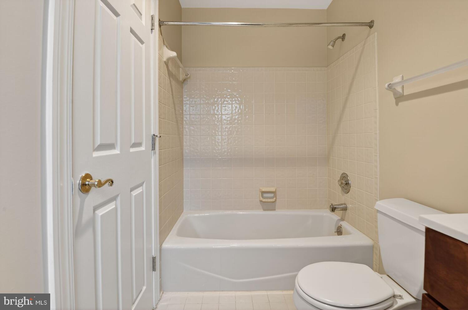 QUIET COVE - Residential