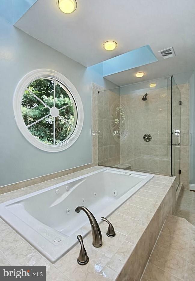 QUIET COVE - Residential