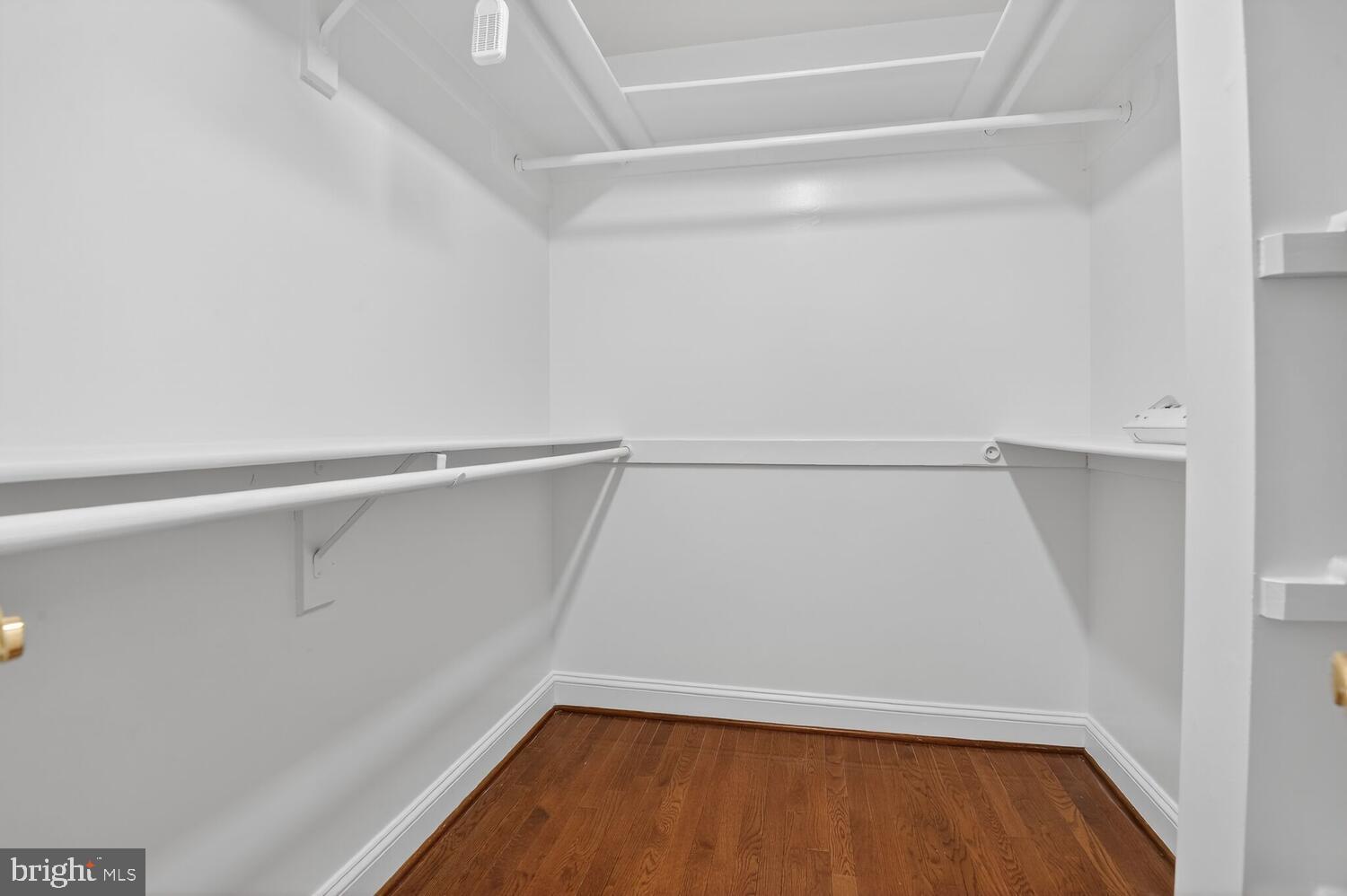 QUIET COVE - Residential