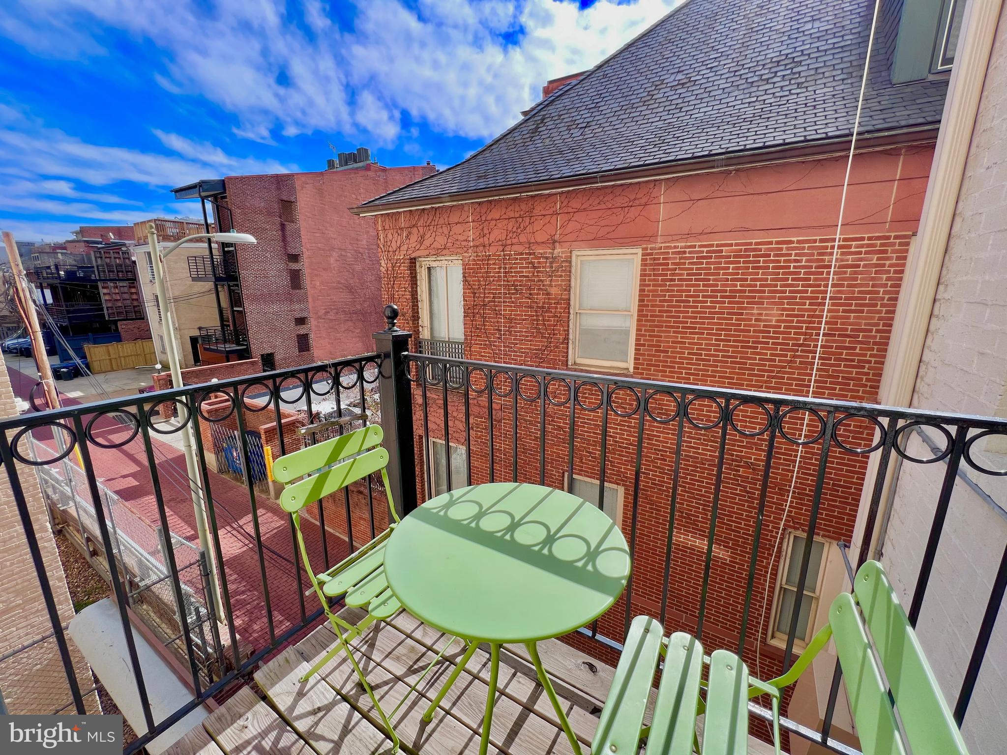 DUPONT CIRCLE - Residential Lease