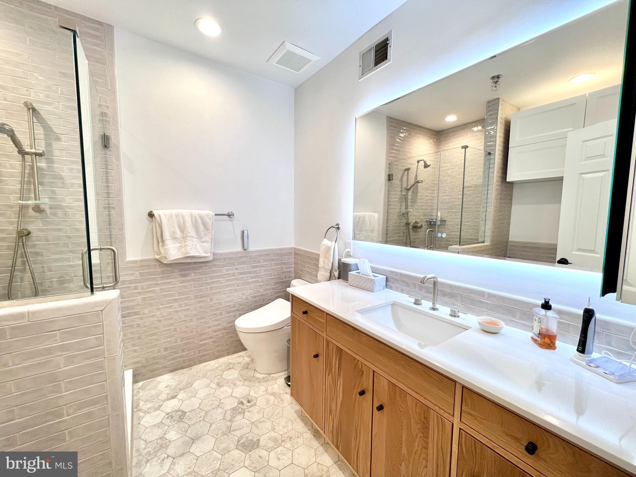 DUPONT CIRCLE - Residential Lease