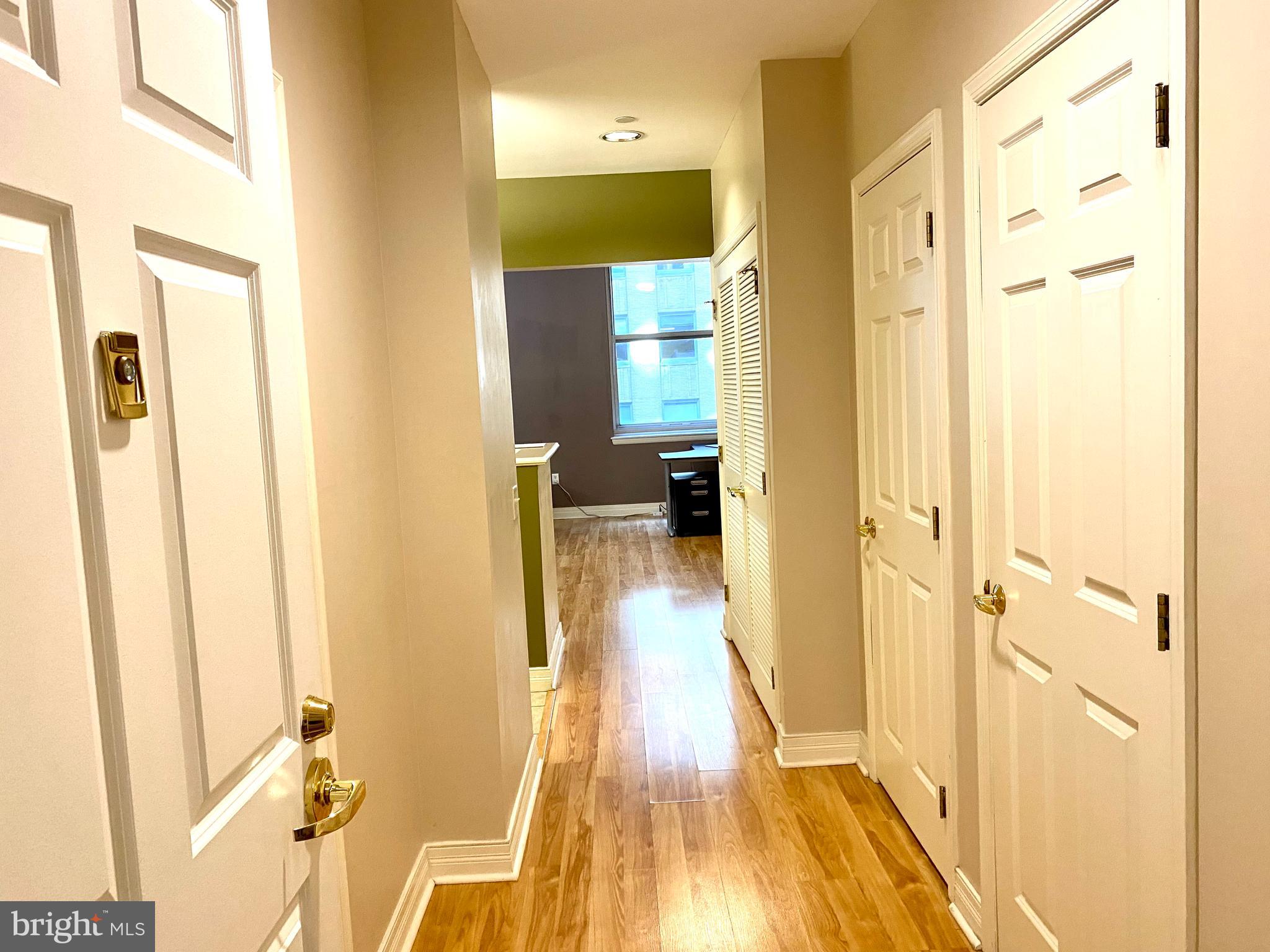 LOGAN SQUARE - Residential Lease