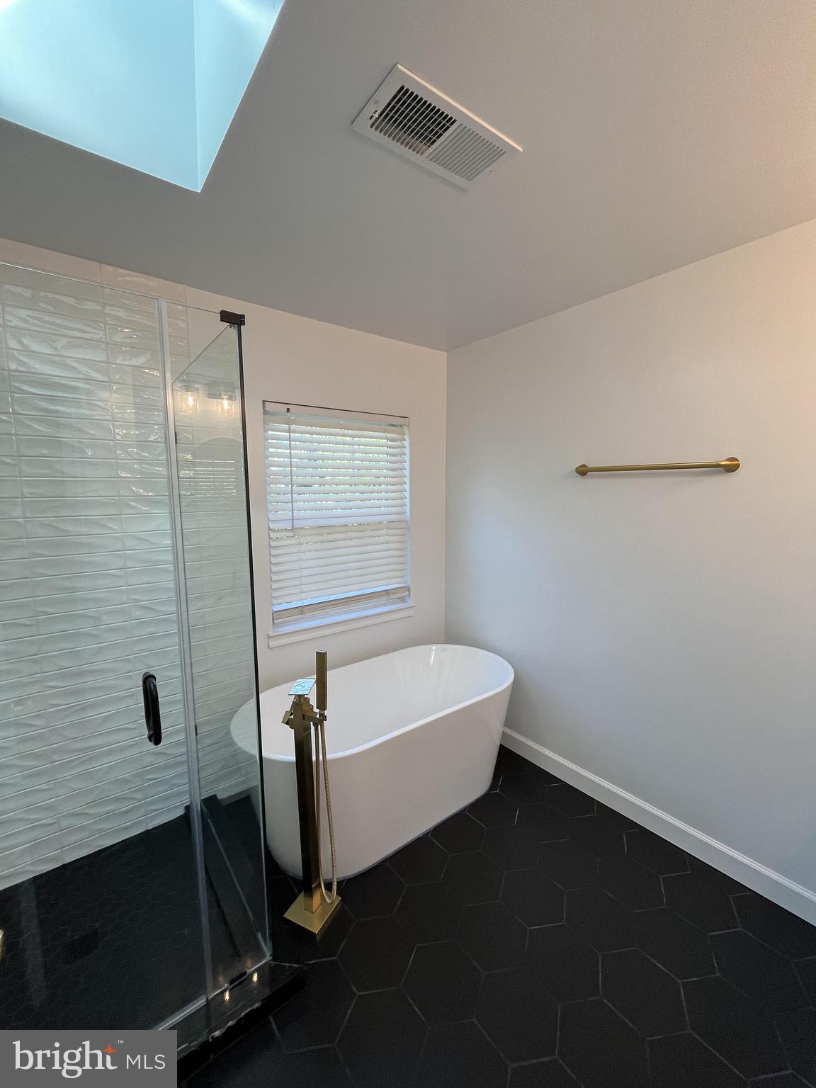 WALNEY VILLAGE - Residential Lease