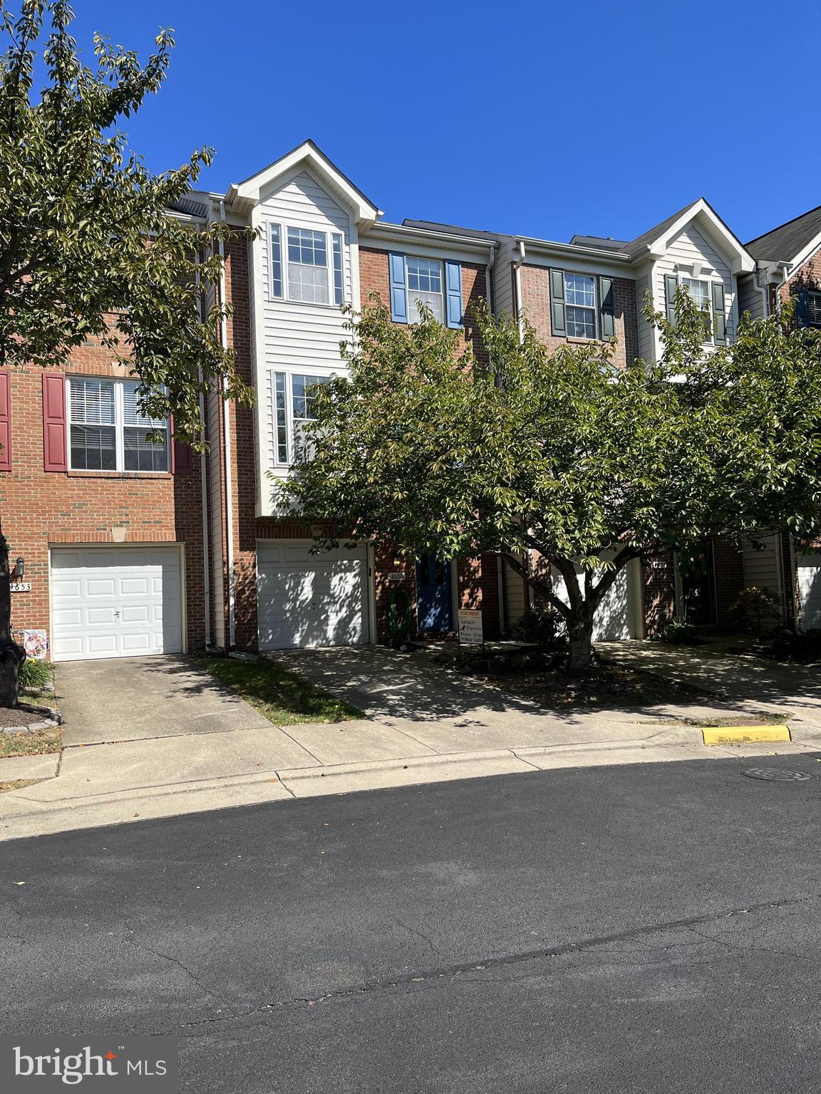 WALNEY VILLAGE - Residential Lease