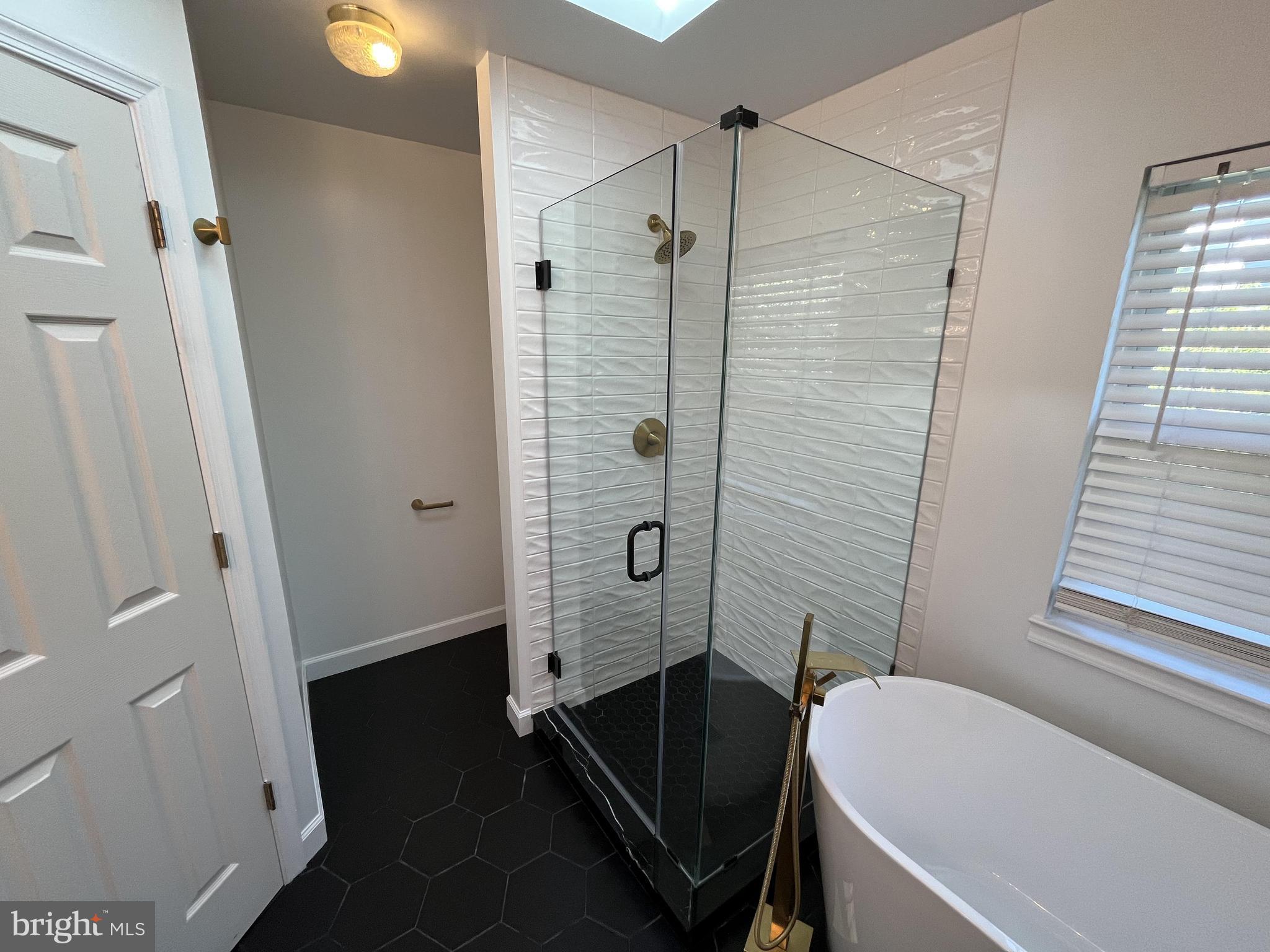 WALNEY VILLAGE - Residential Lease