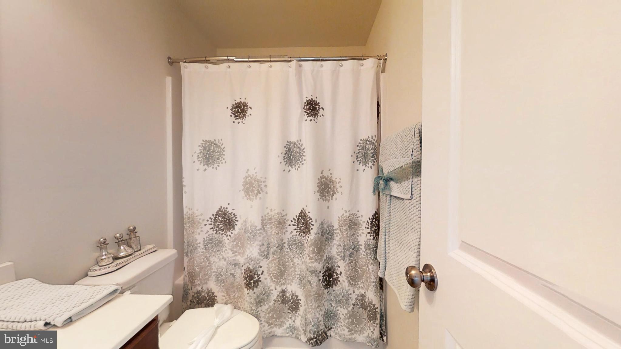 MOUNT FRIENDSHIP - Residential