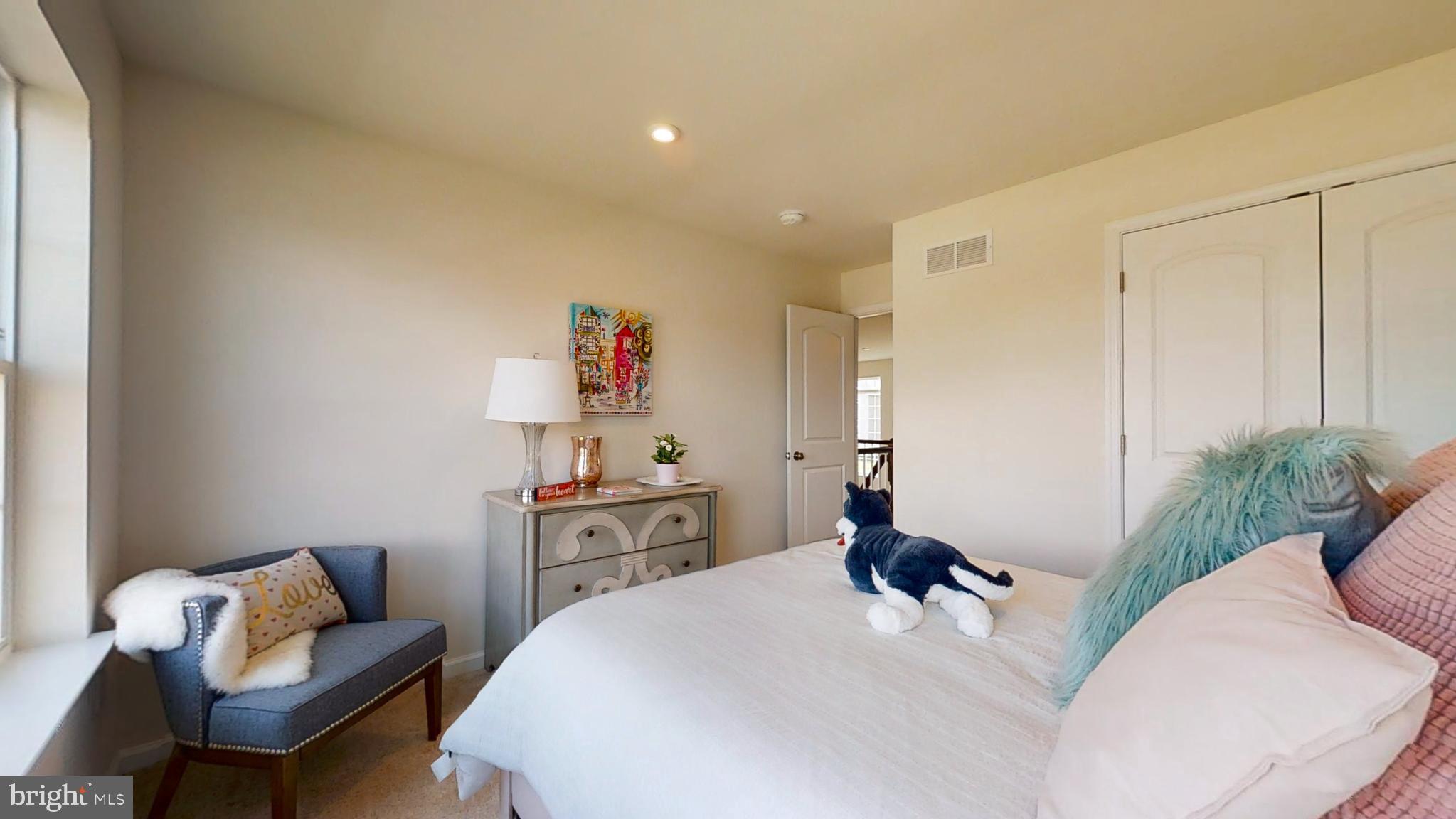 MOUNT FRIENDSHIP - Residential