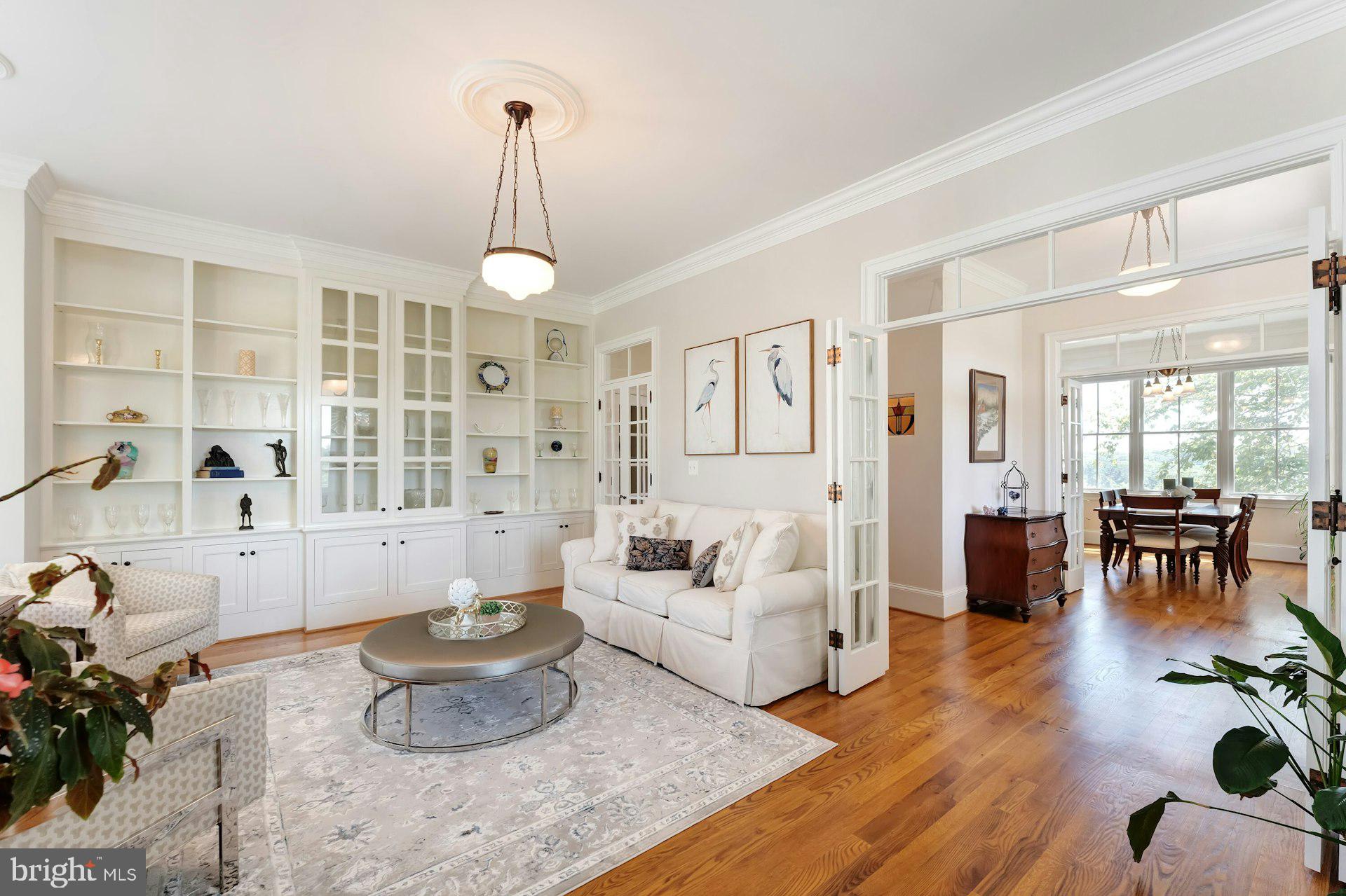 BEACON HILL - Residential