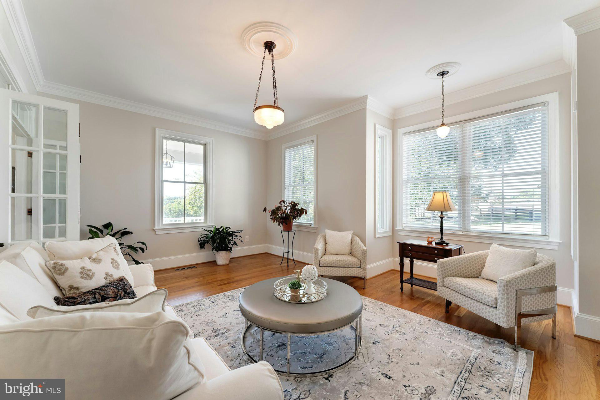 BEACON HILL - Residential