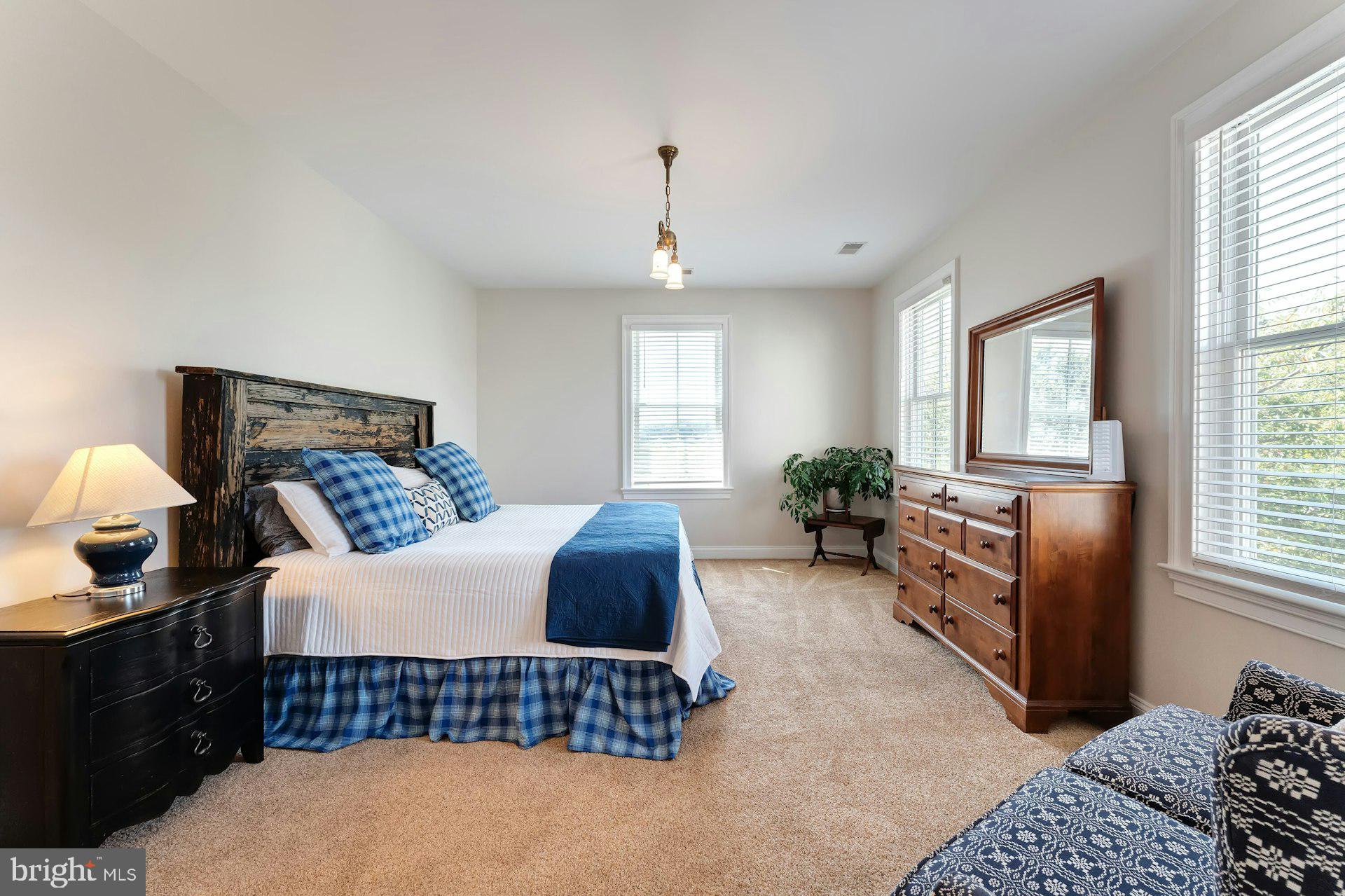 BEACON HILL - Residential