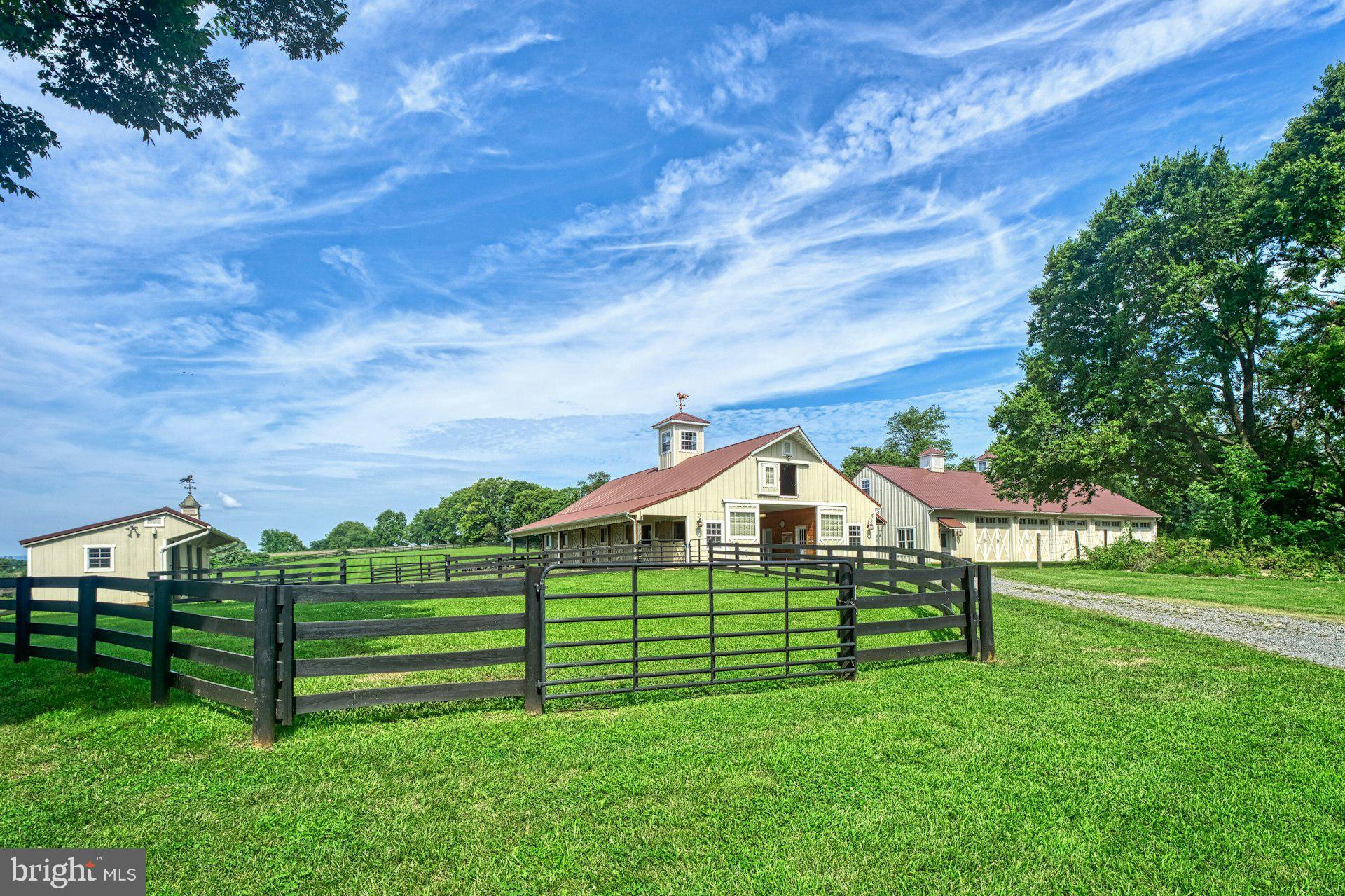BEACON HILL - Residential