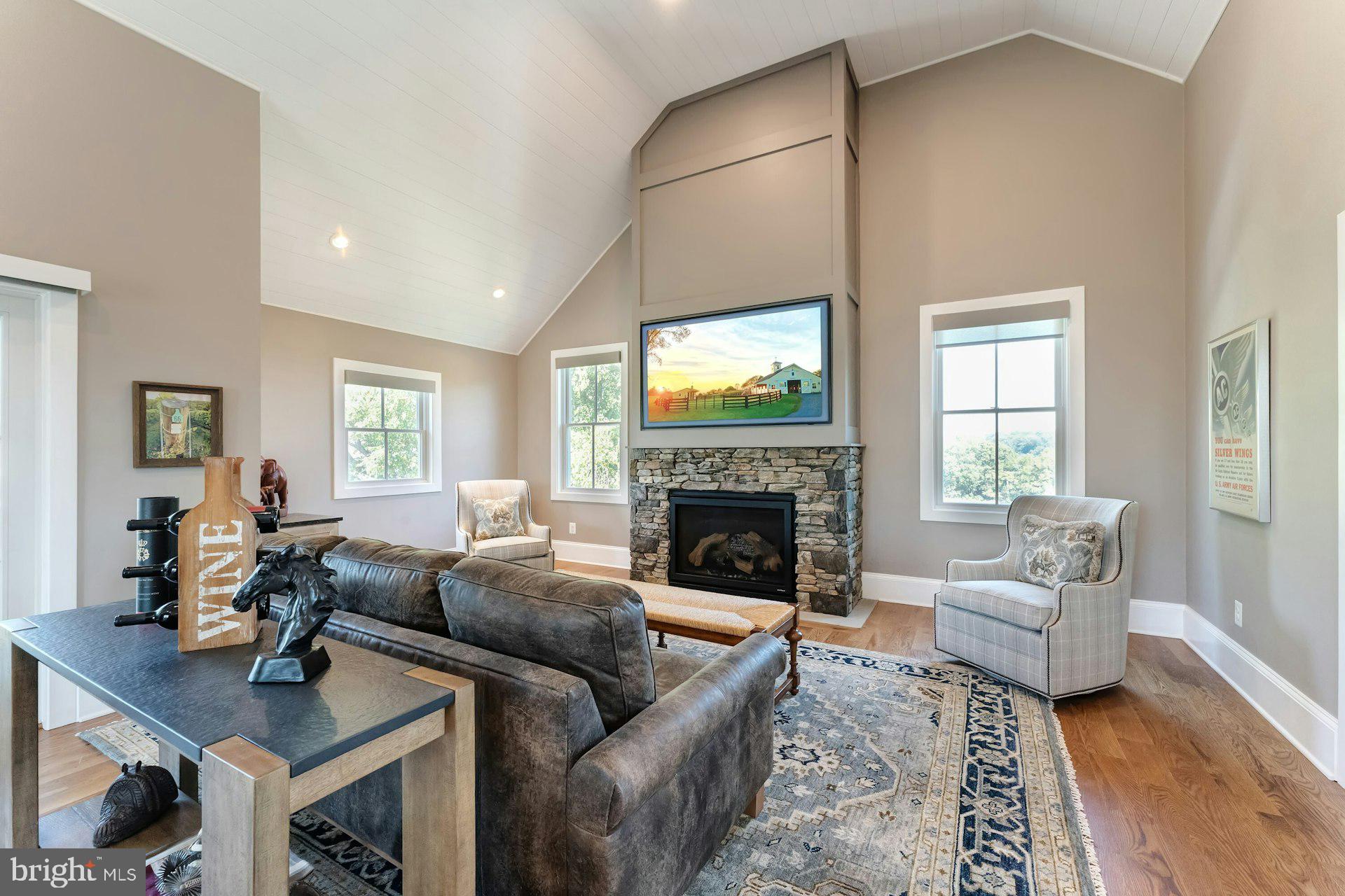 BEACON HILL - Residential