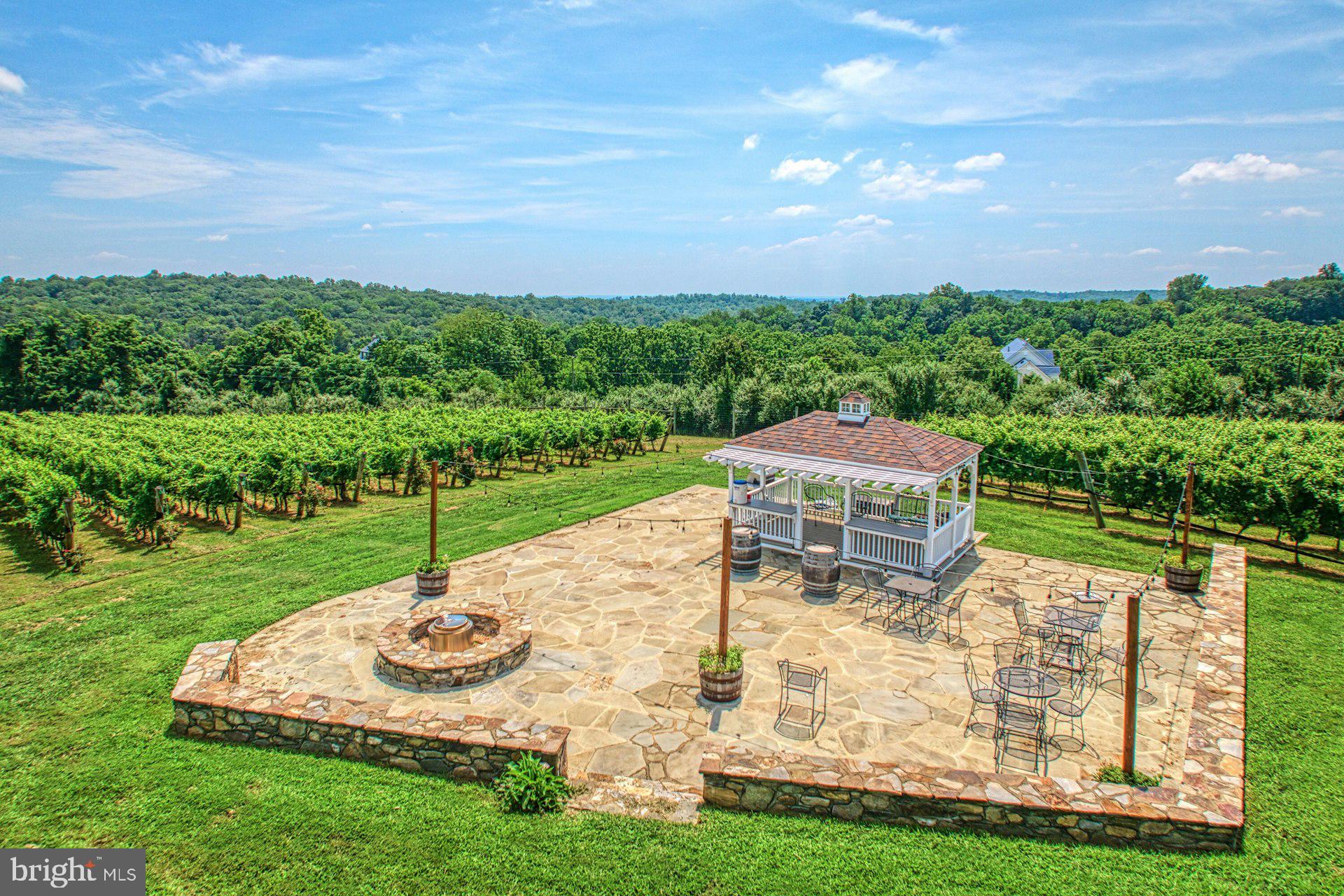 BEACON HILL - Residential