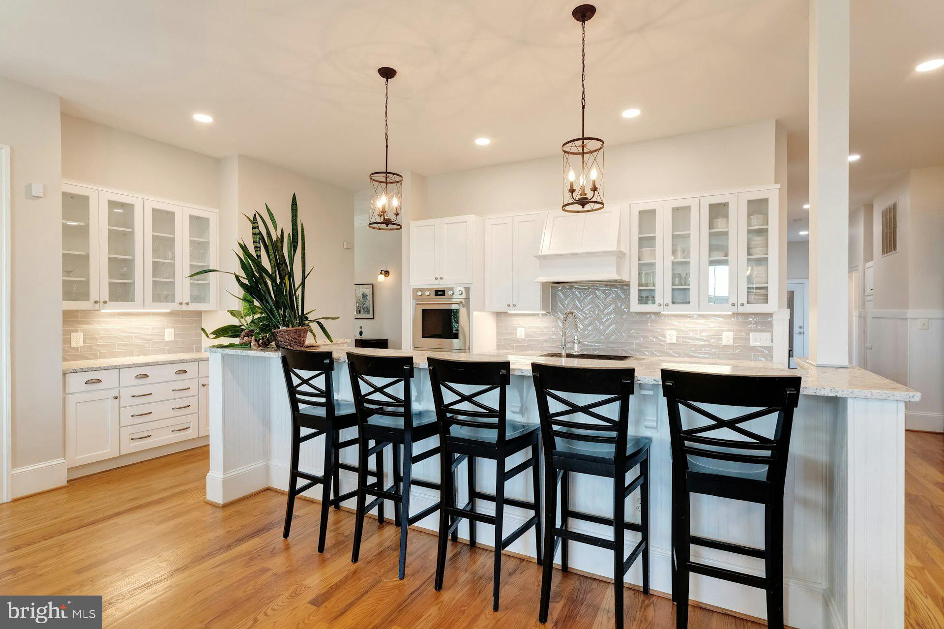 BEACON HILL - Residential