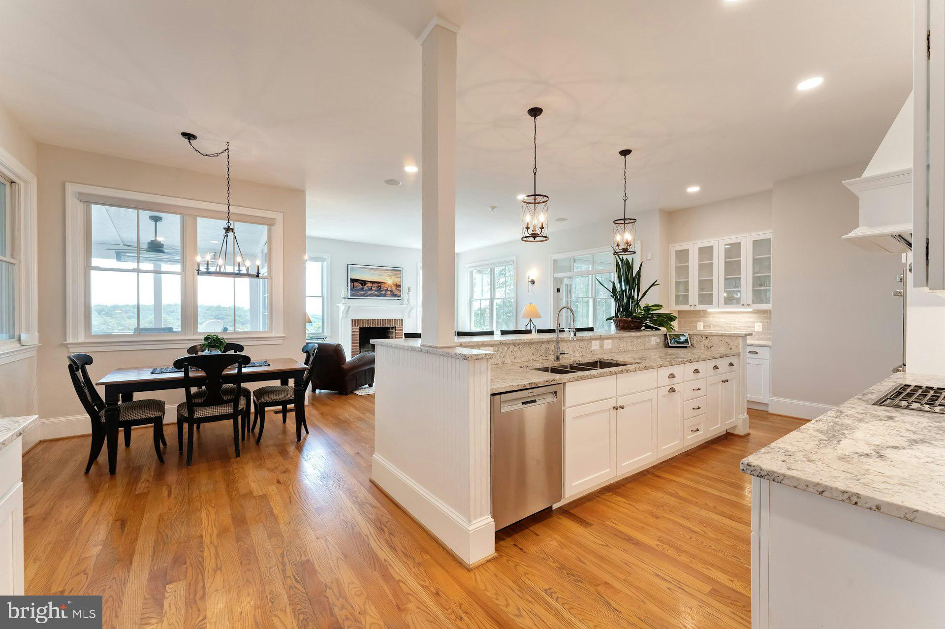 BEACON HILL - Residential