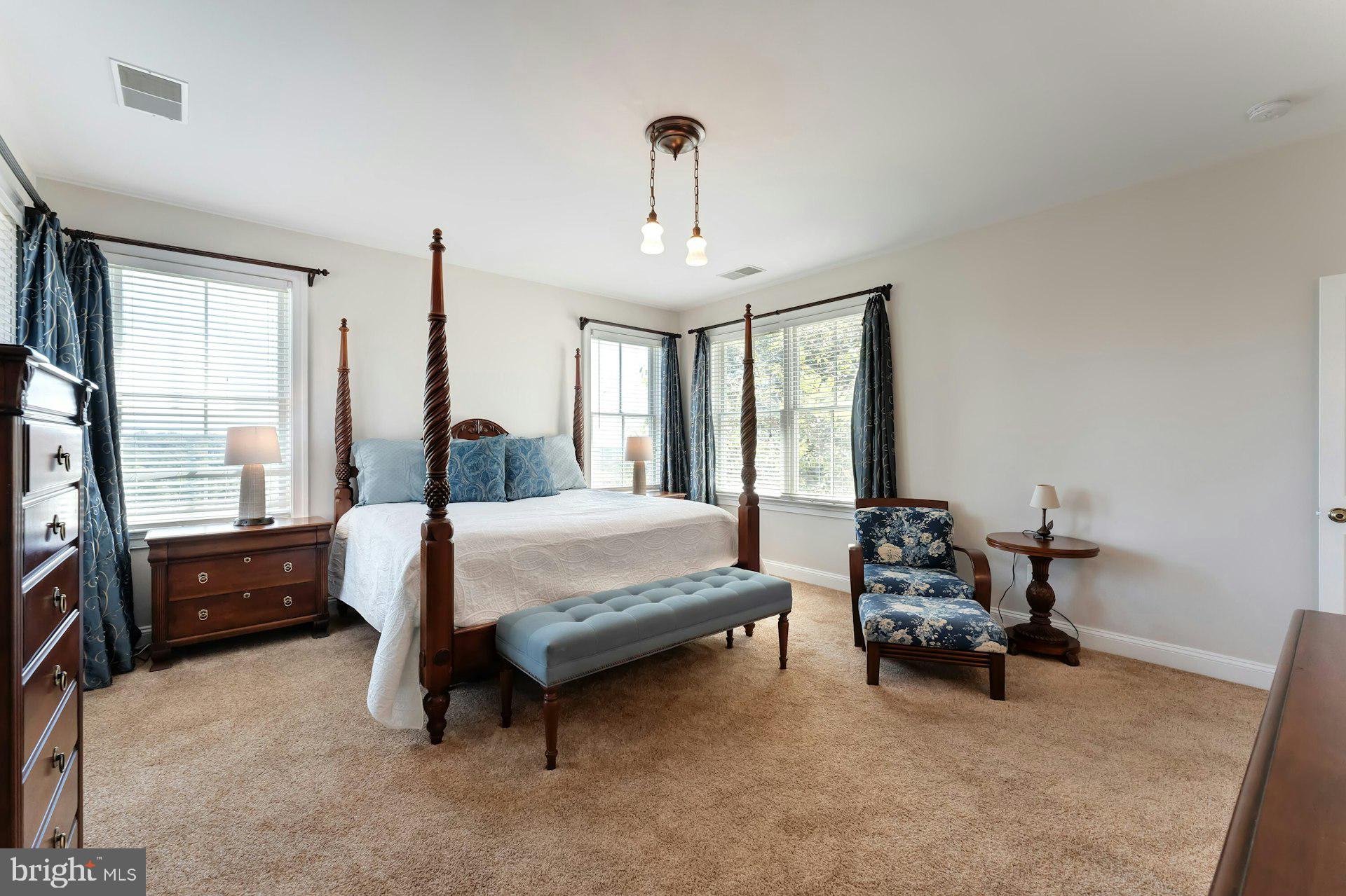 BEACON HILL - Residential