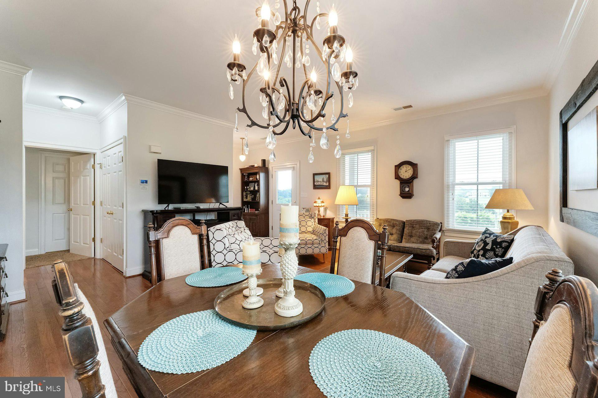 BEACON HILL - Residential