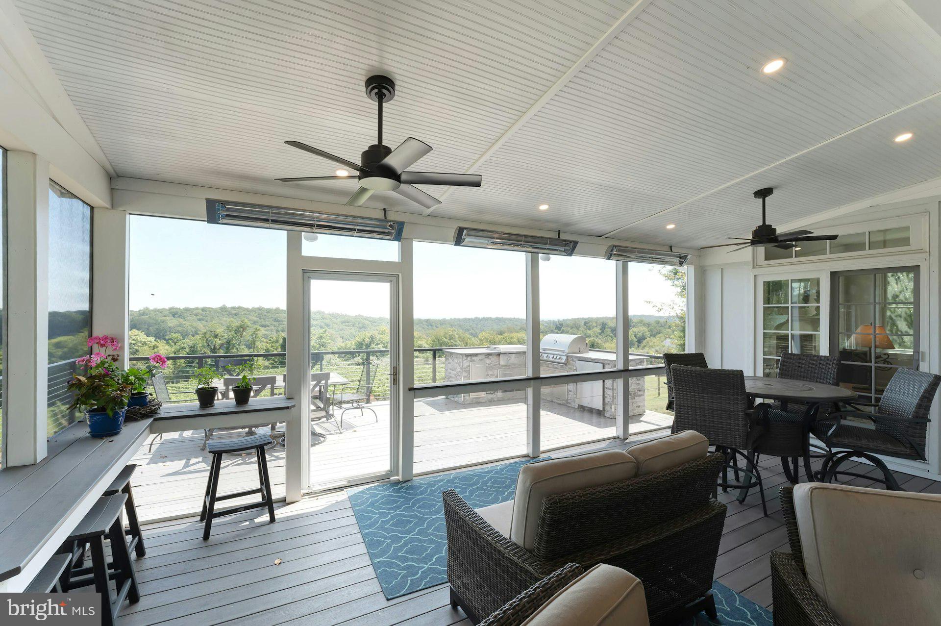 BEACON HILL - Residential