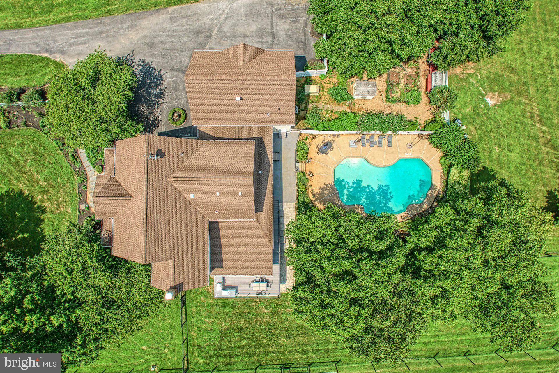 BEACON HILL - Residential