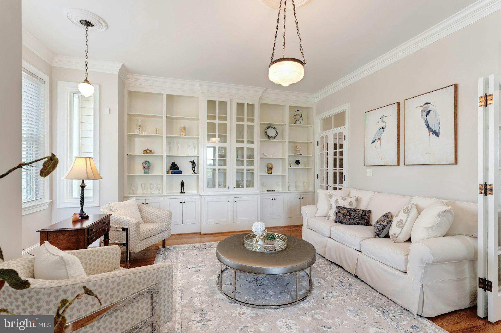 BEACON HILL - Residential