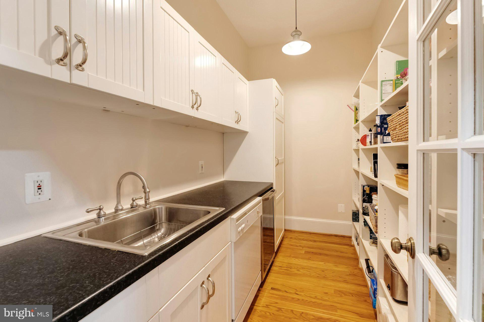 BEACON HILL - Residential