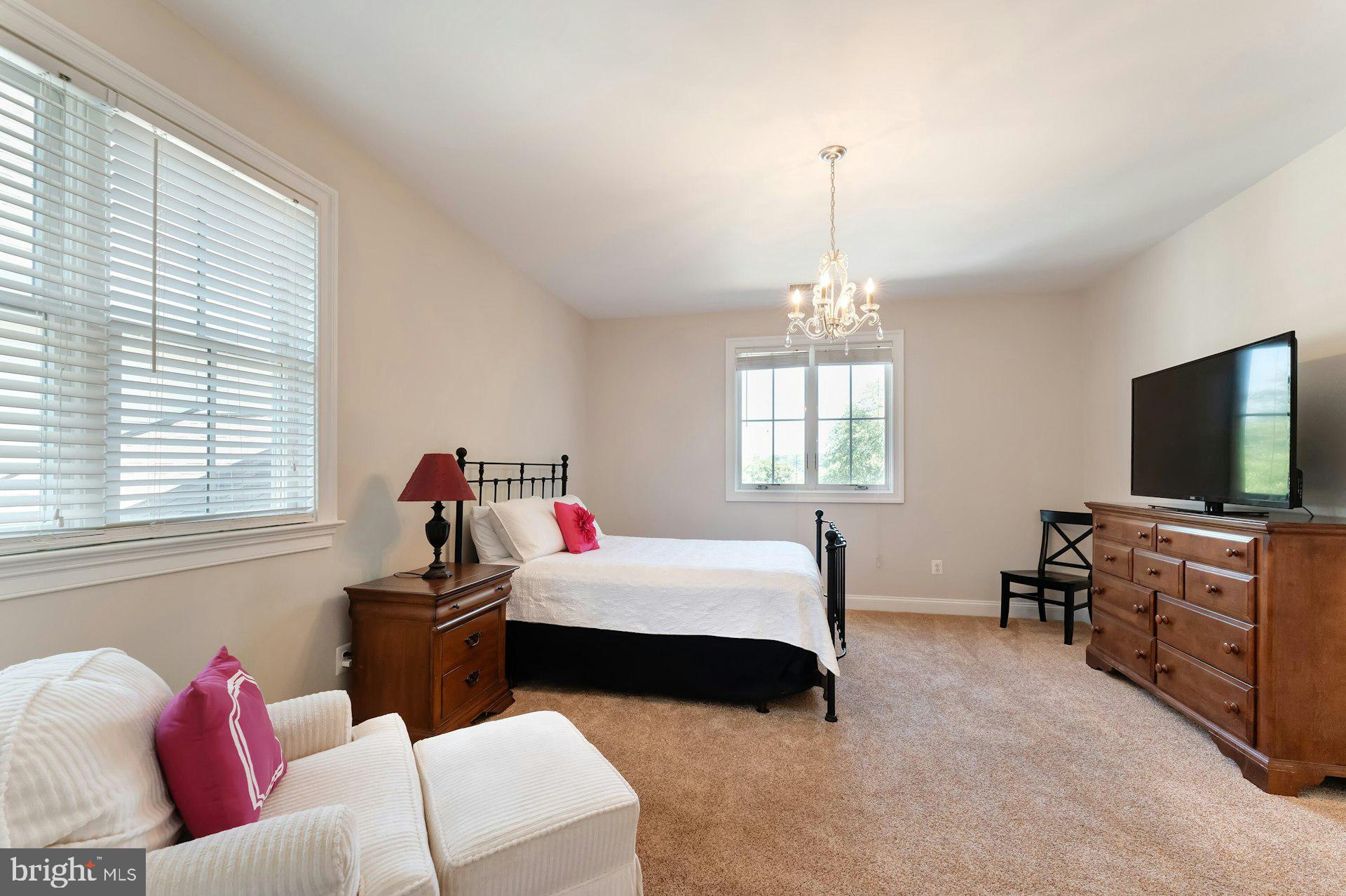 BEACON HILL - Residential