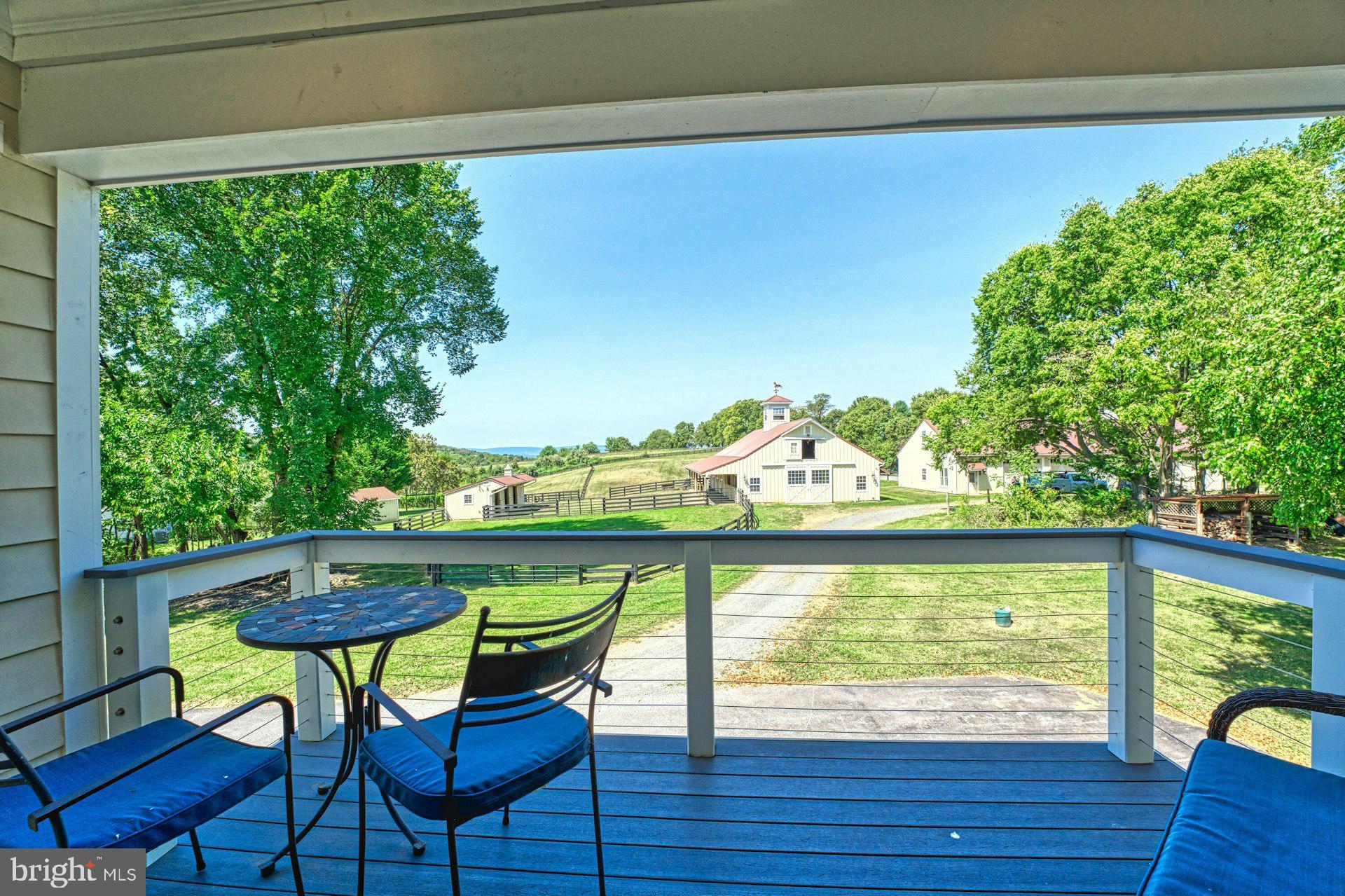 BEACON HILL - Residential