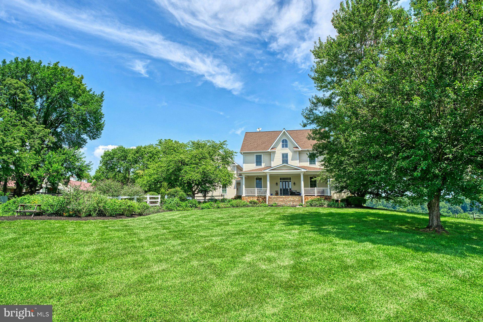 BEACON HILL - Residential