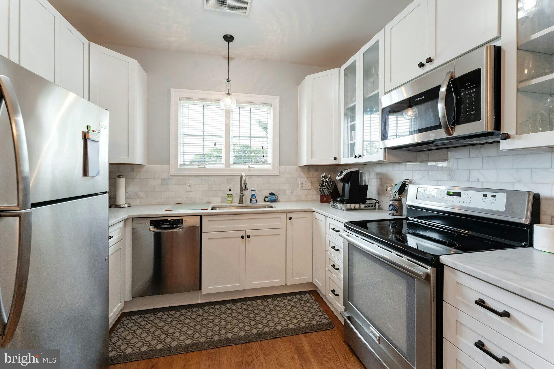 BEACON HILL - Residential