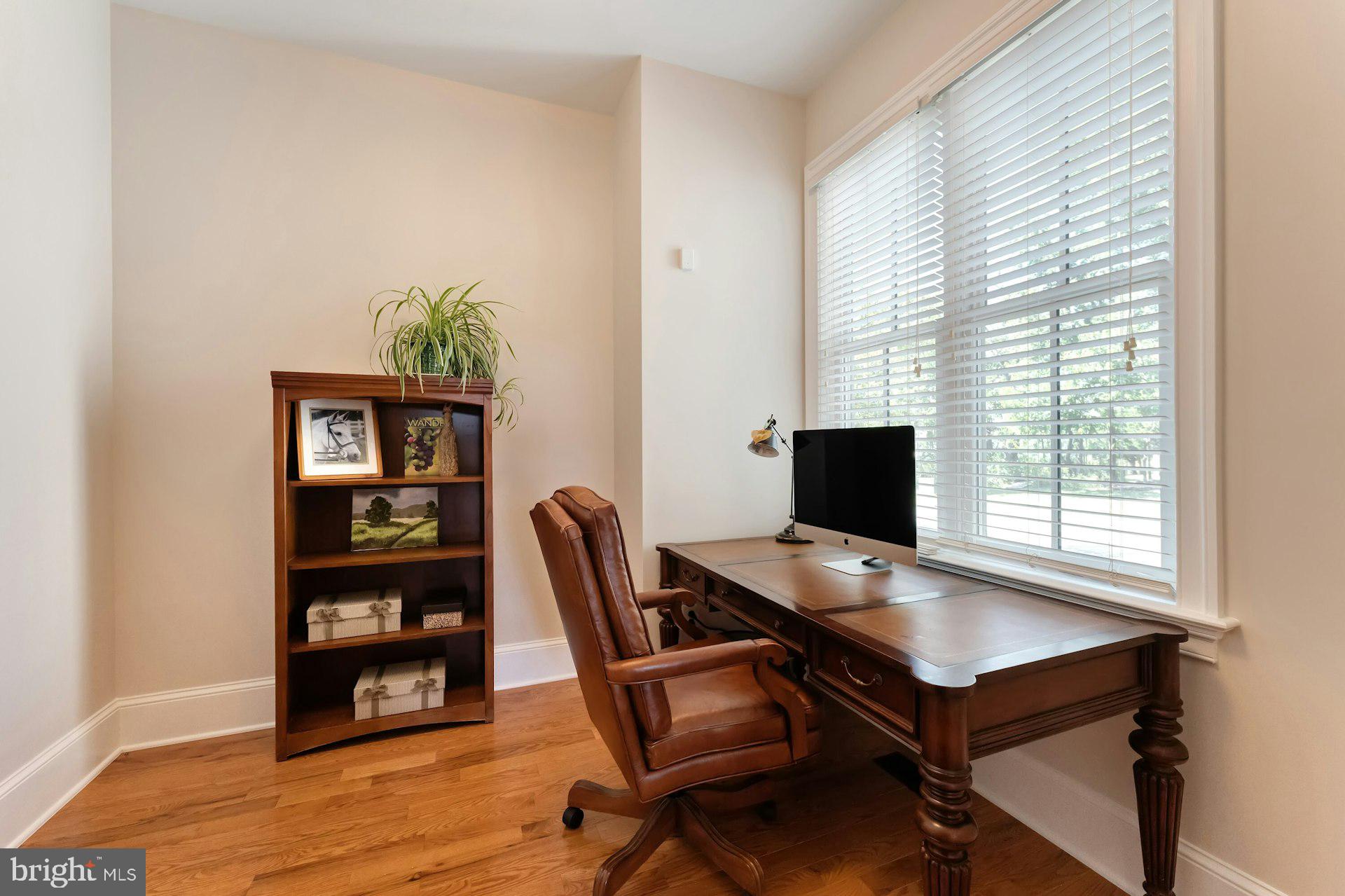 BEACON HILL - Residential