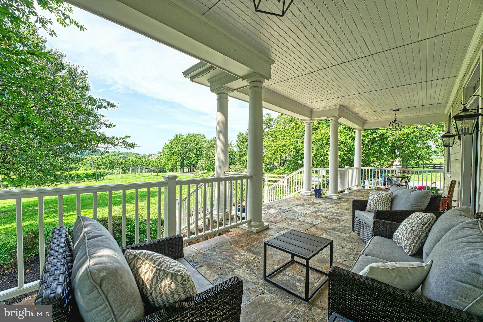 BEACON HILL - Residential