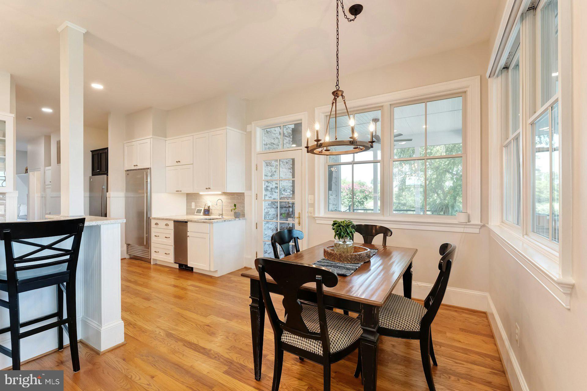 BEACON HILL - Residential