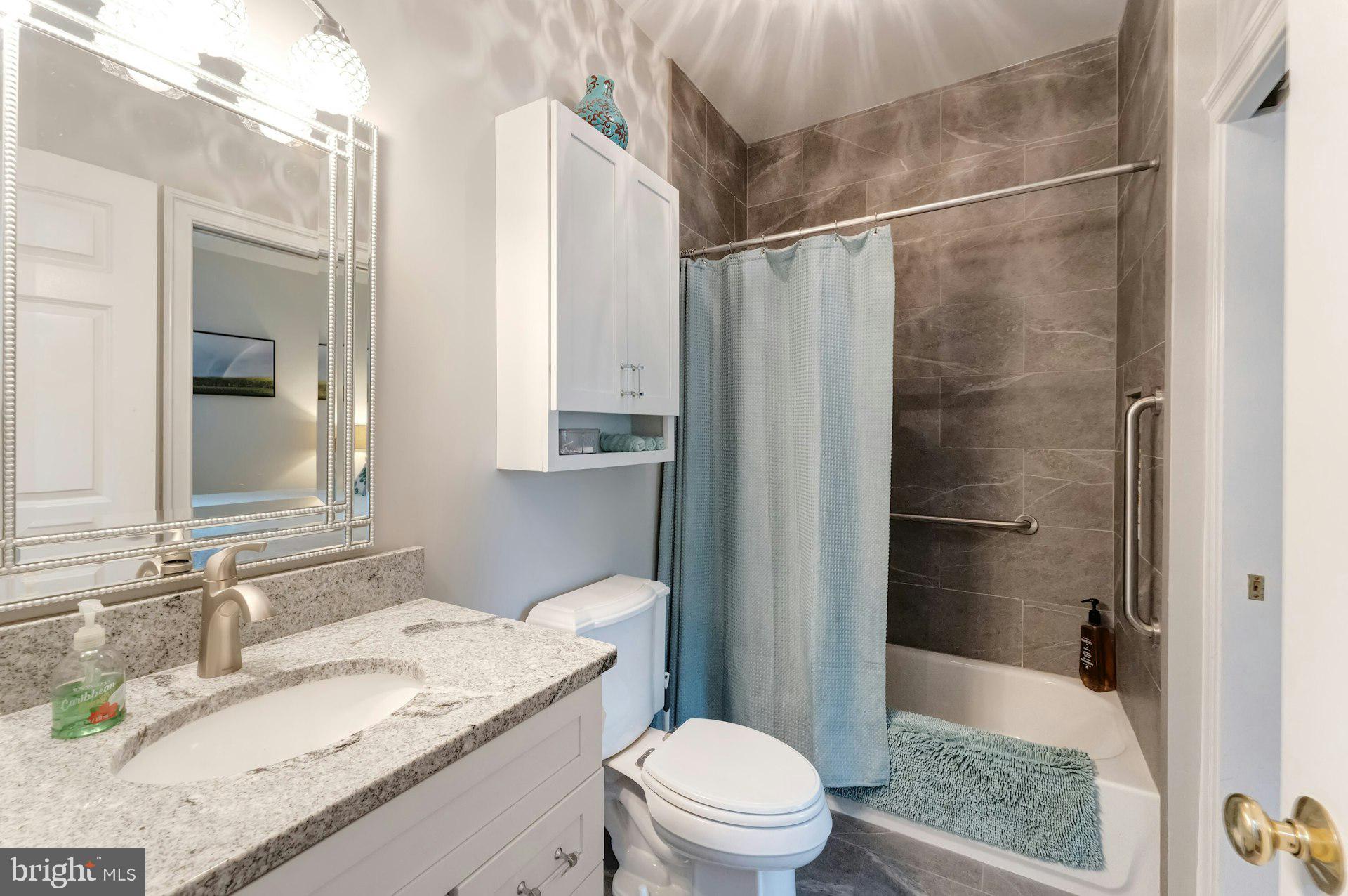 BEACON HILL - Residential