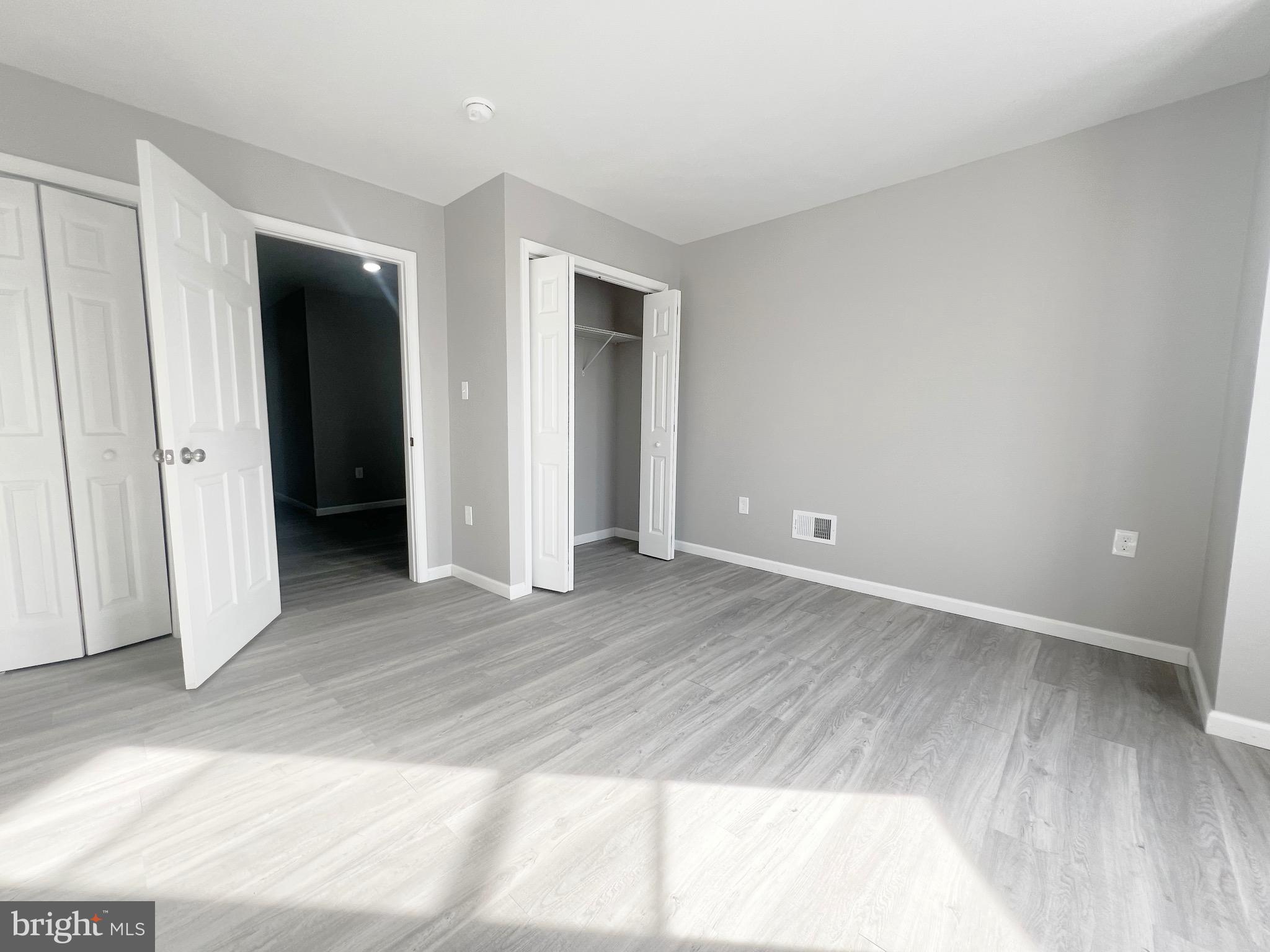 EASTERWOOD - Residential Lease